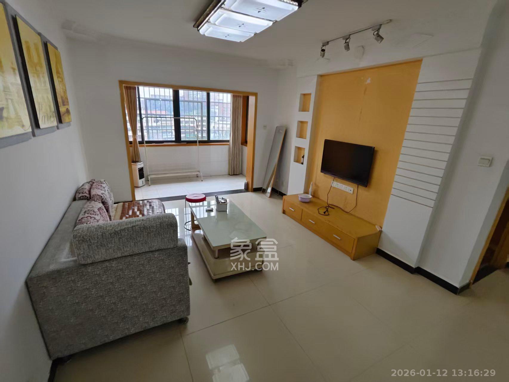 诚兴园  2室2厅1卫    2000.0元/月