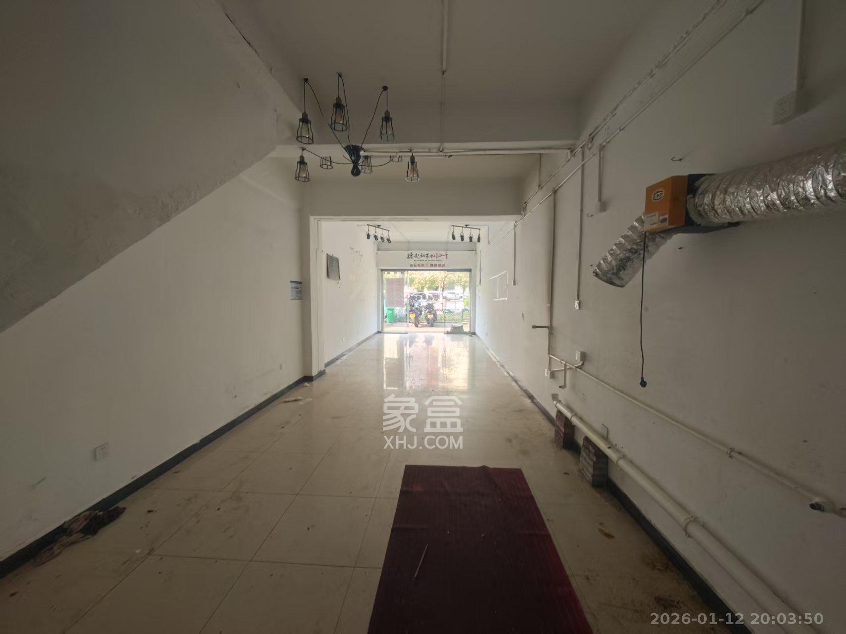 山水人家一二期   103.27㎡      2100.0元/月室内图