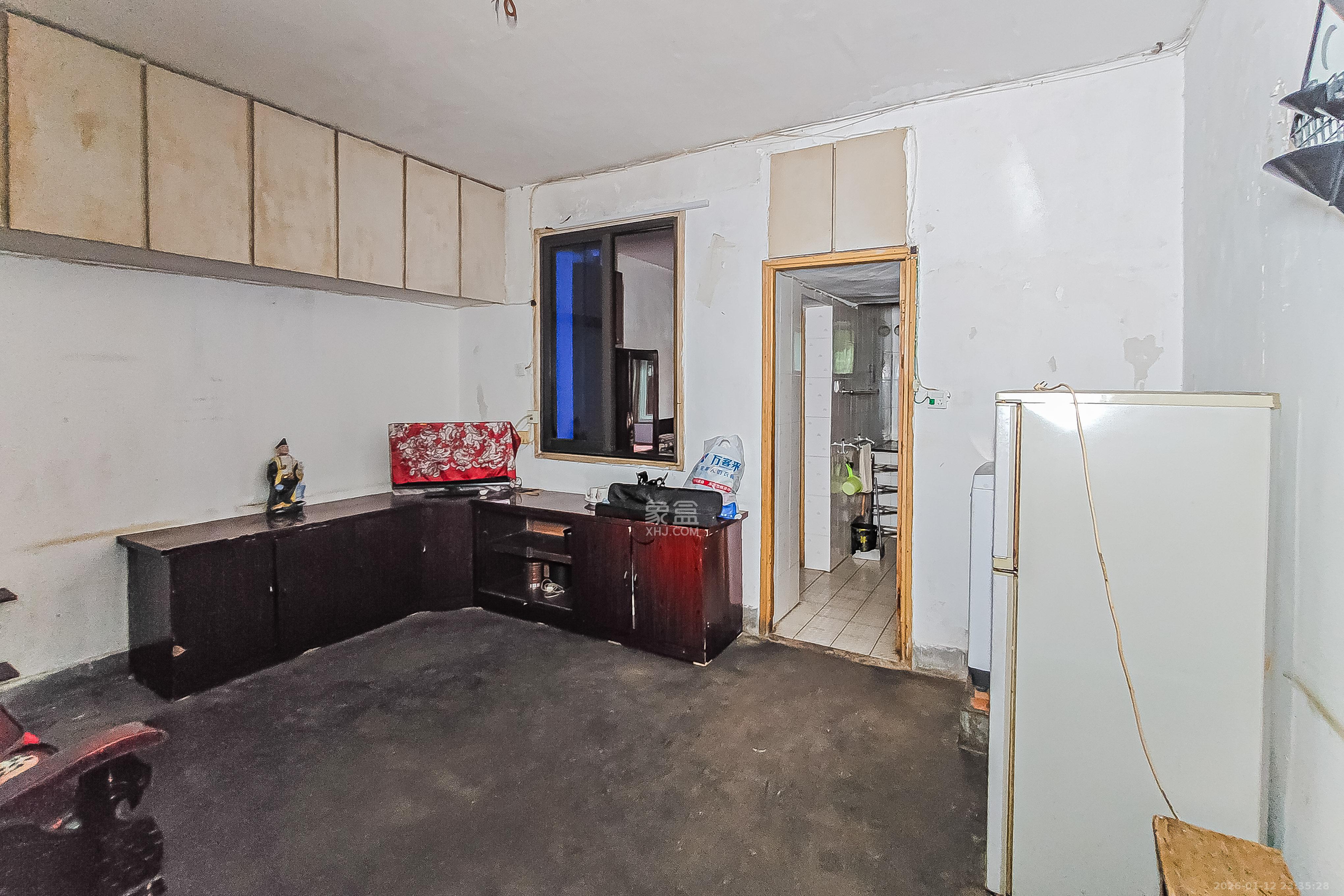 化油器厂宿舍  2室1厅1卫    32.8万