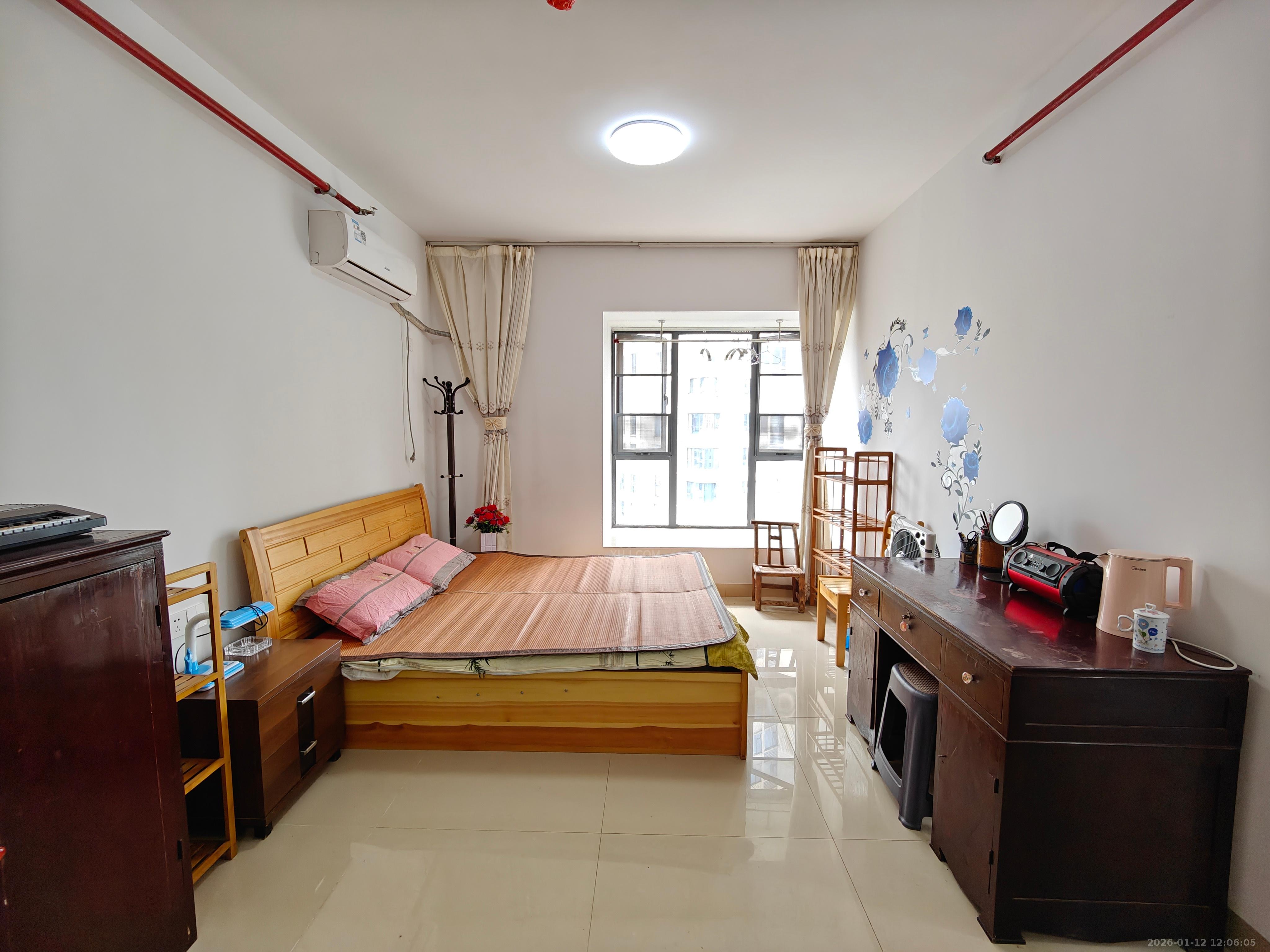 栗雨香堤  1室1厅1卫    1280.0元/月