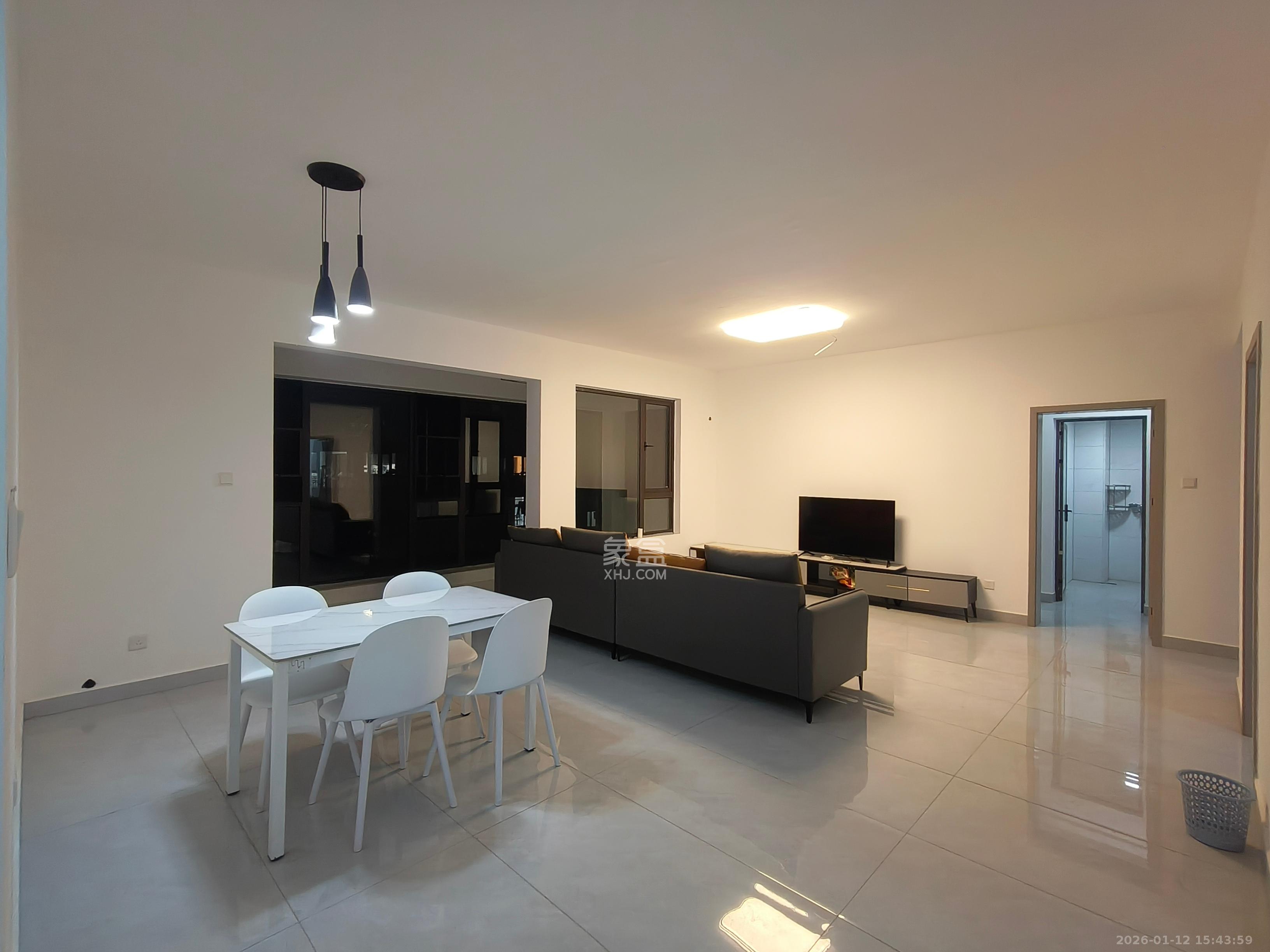 梅溪正荣府  4室2厅2卫    3200.0元/月