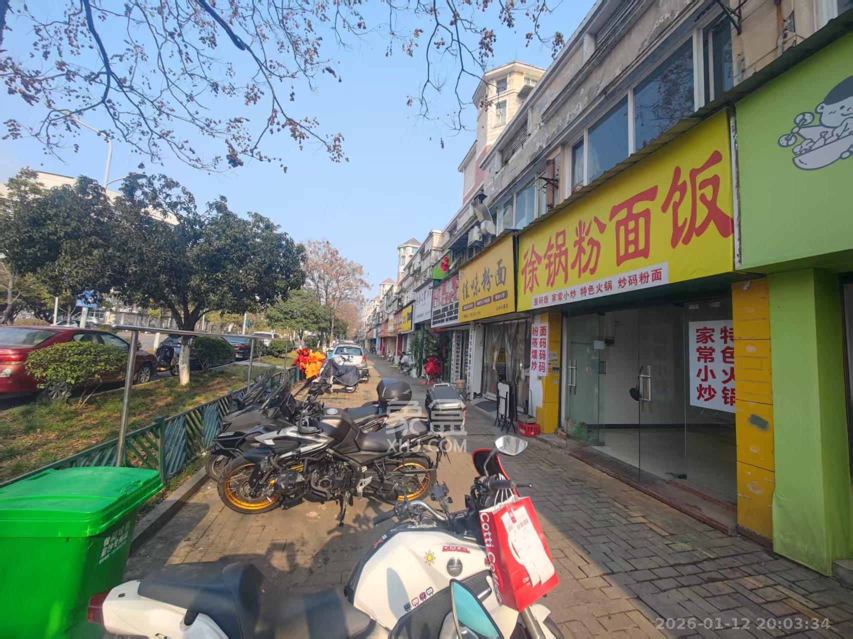 山水人家一二期   103.27㎡      2100.0元/月小区图