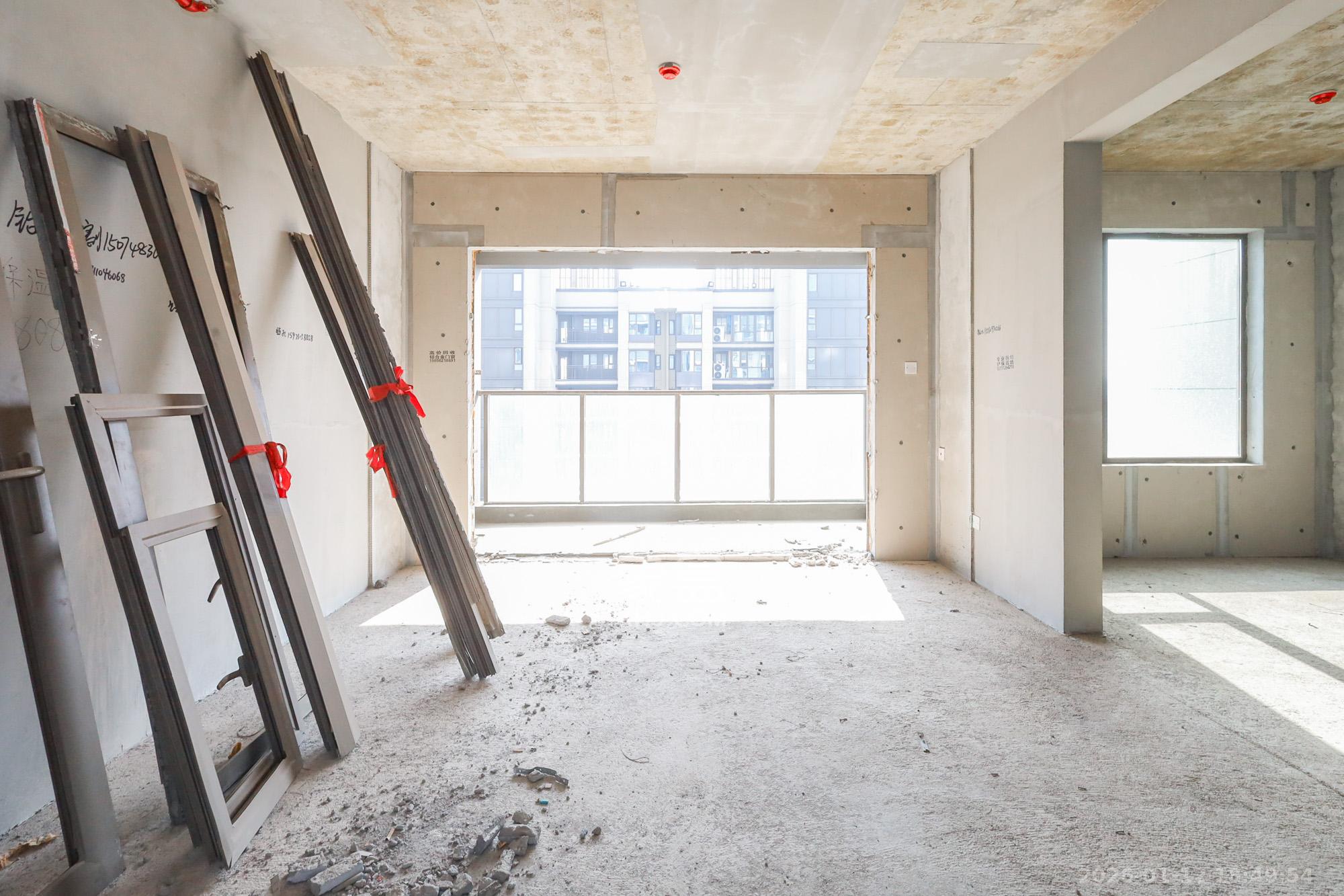 正荣滨江紫阙台  4室2厅3卫    145.0万