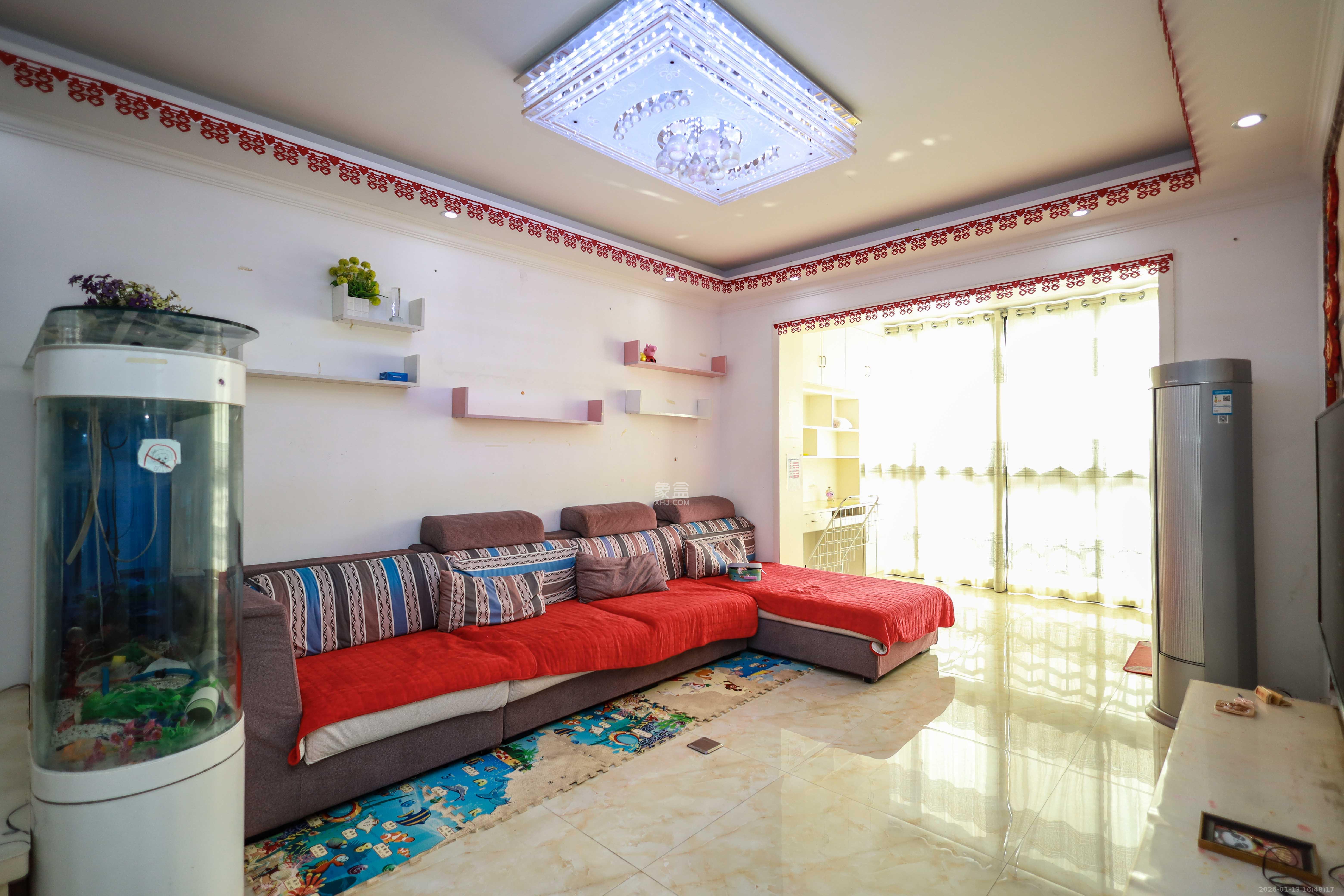 卓越蔚蓝海岸三期  3室2厅1卫    70.0万