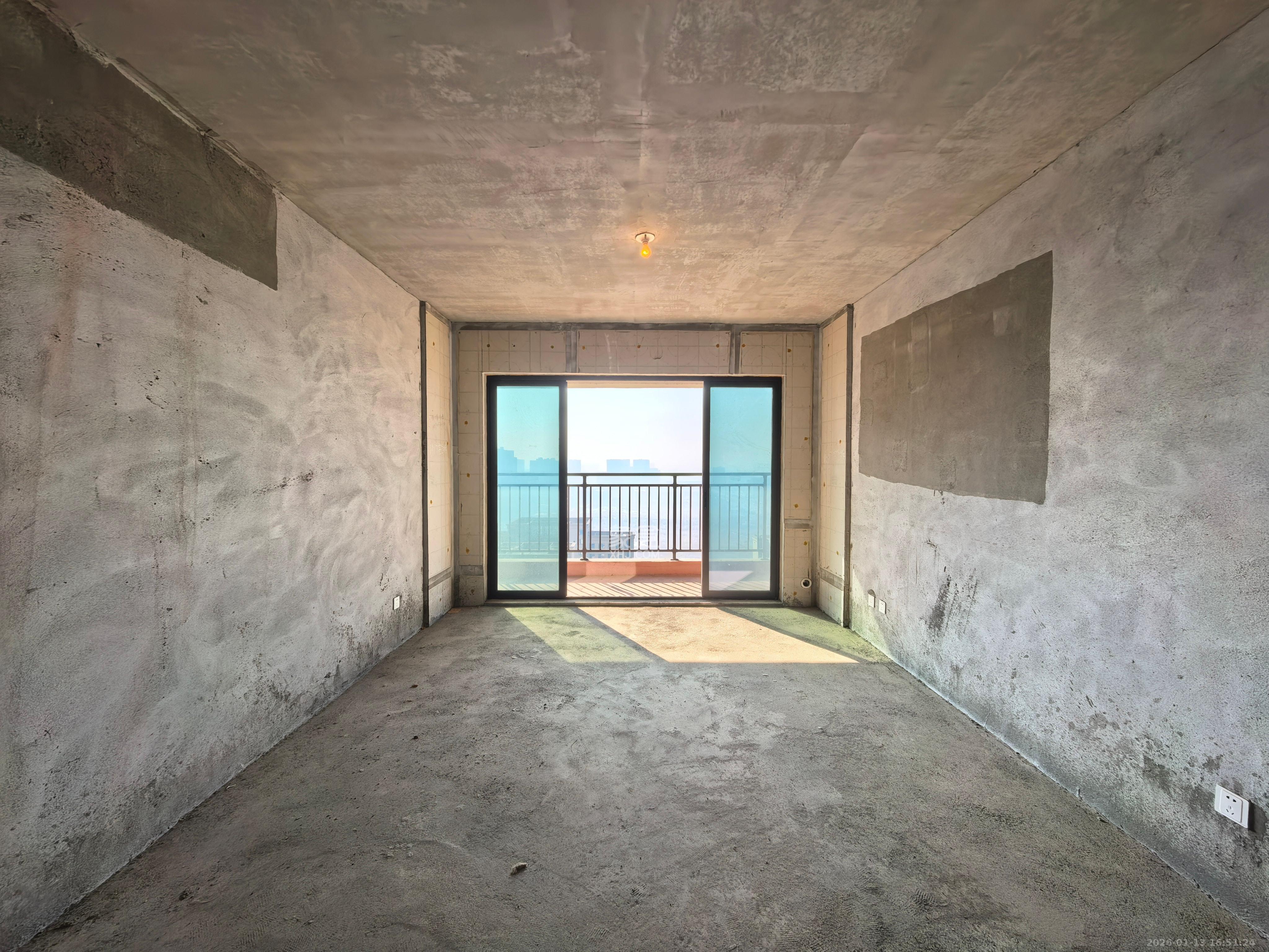 通号岭绣苑  3室2厅1卫    88.0万