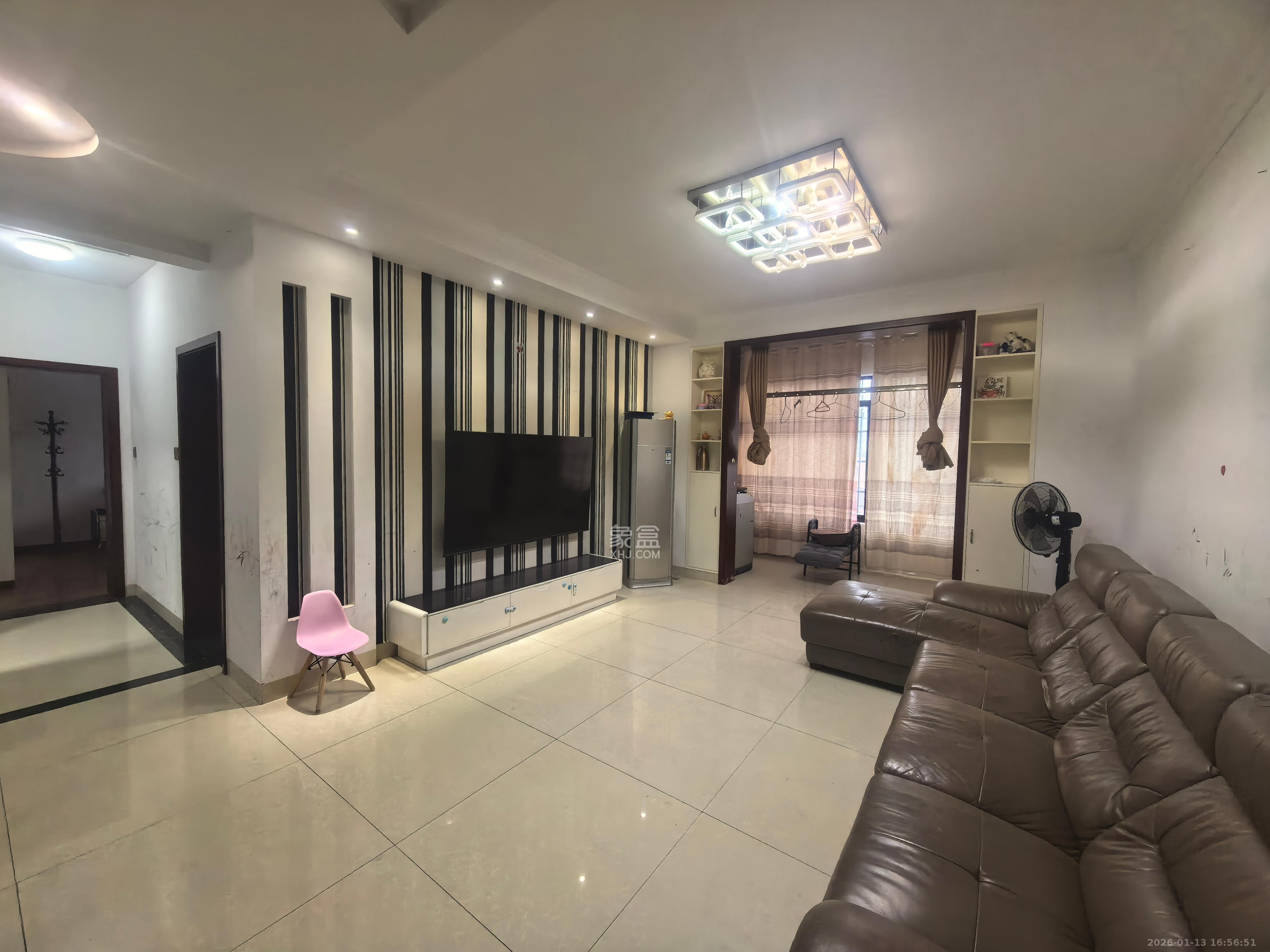 华雅花园  3室2厅1卫    53.0万