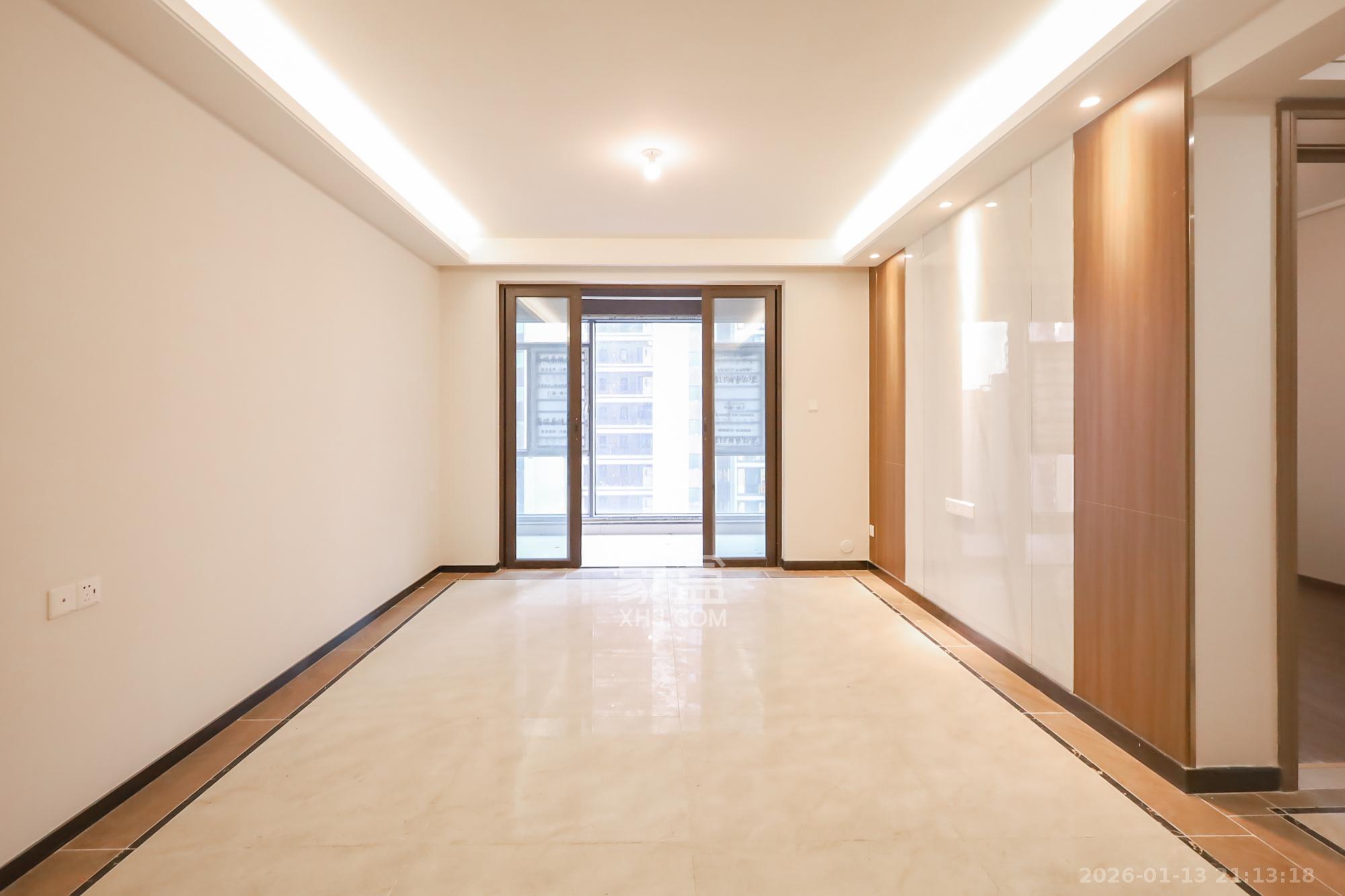 保利海德公园  4室2厅2卫    220.0万