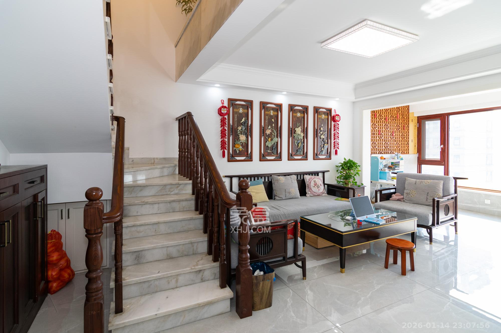 润和山水郡  4室2厅2卫    92.0万