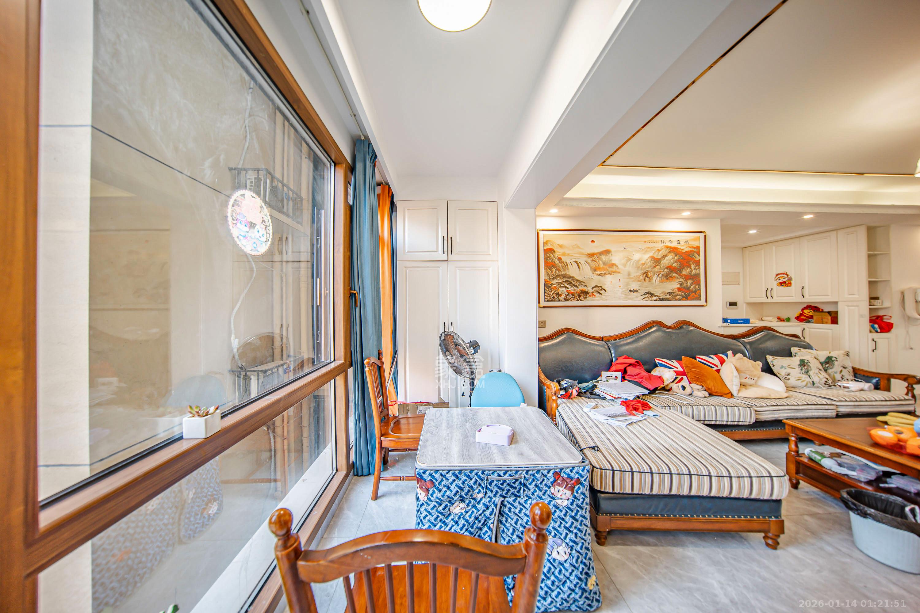 江山帝景哈佛  4室2厅2卫    110.0万阳台