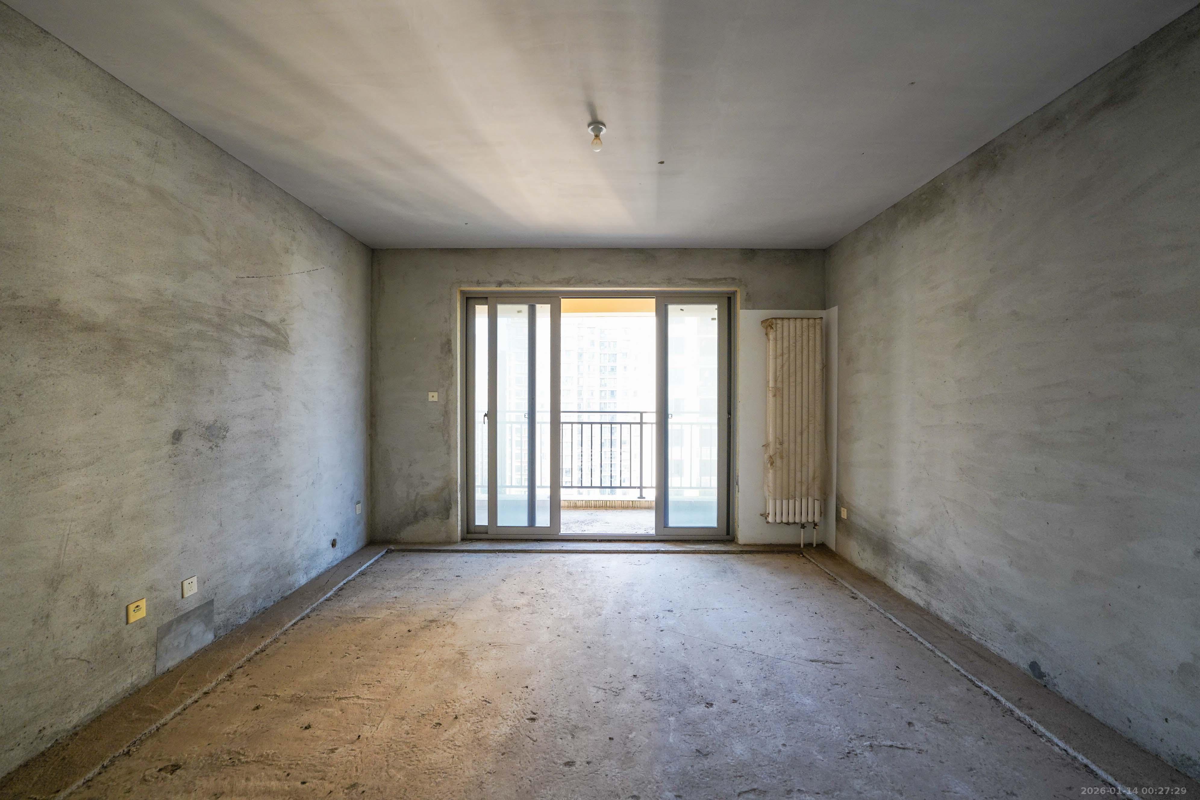 怡海星城  3室2厅2卫    65.0万