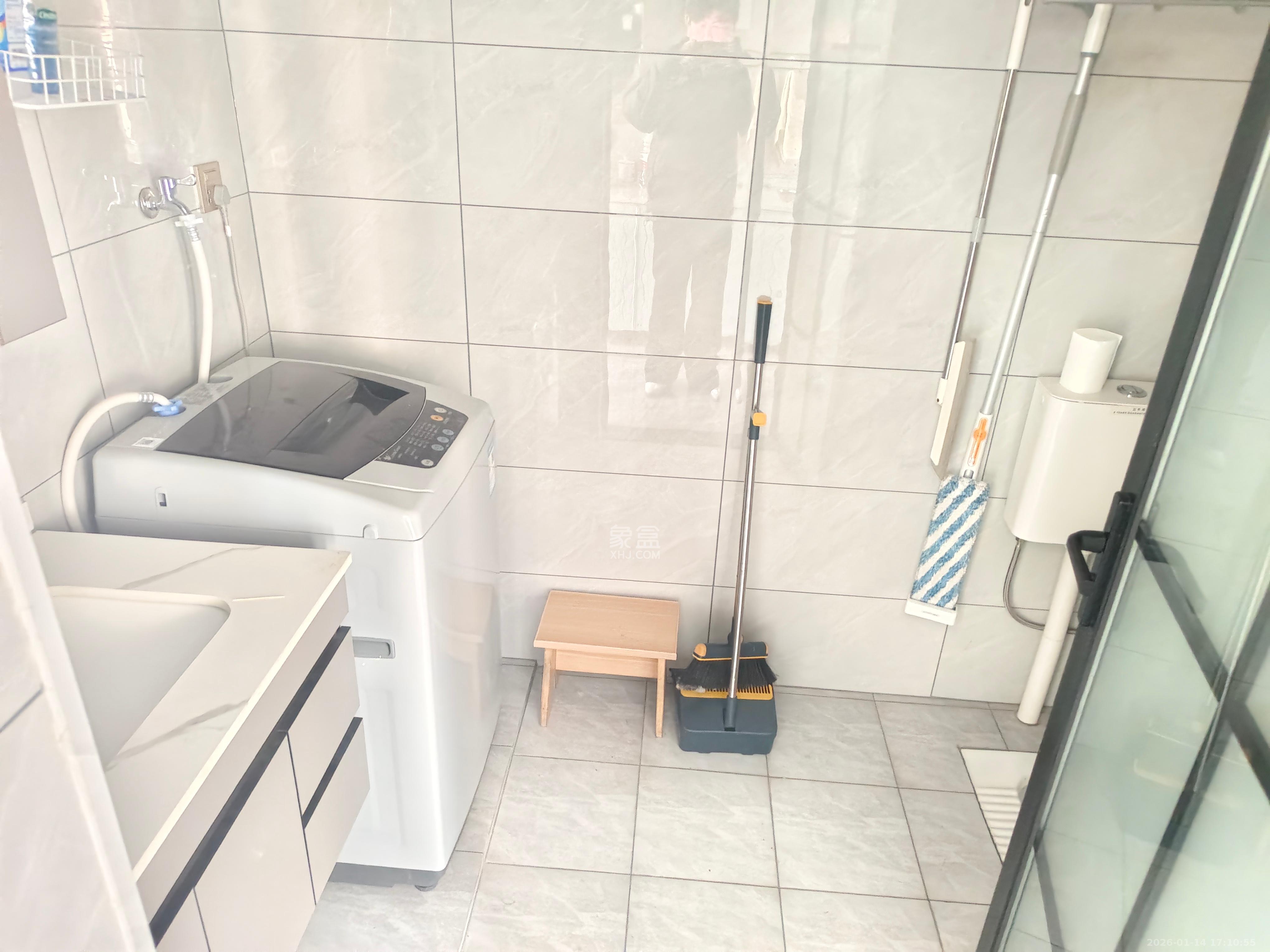 蓝光雍锦半岛   39.0㎡      1300.0元/月室内图