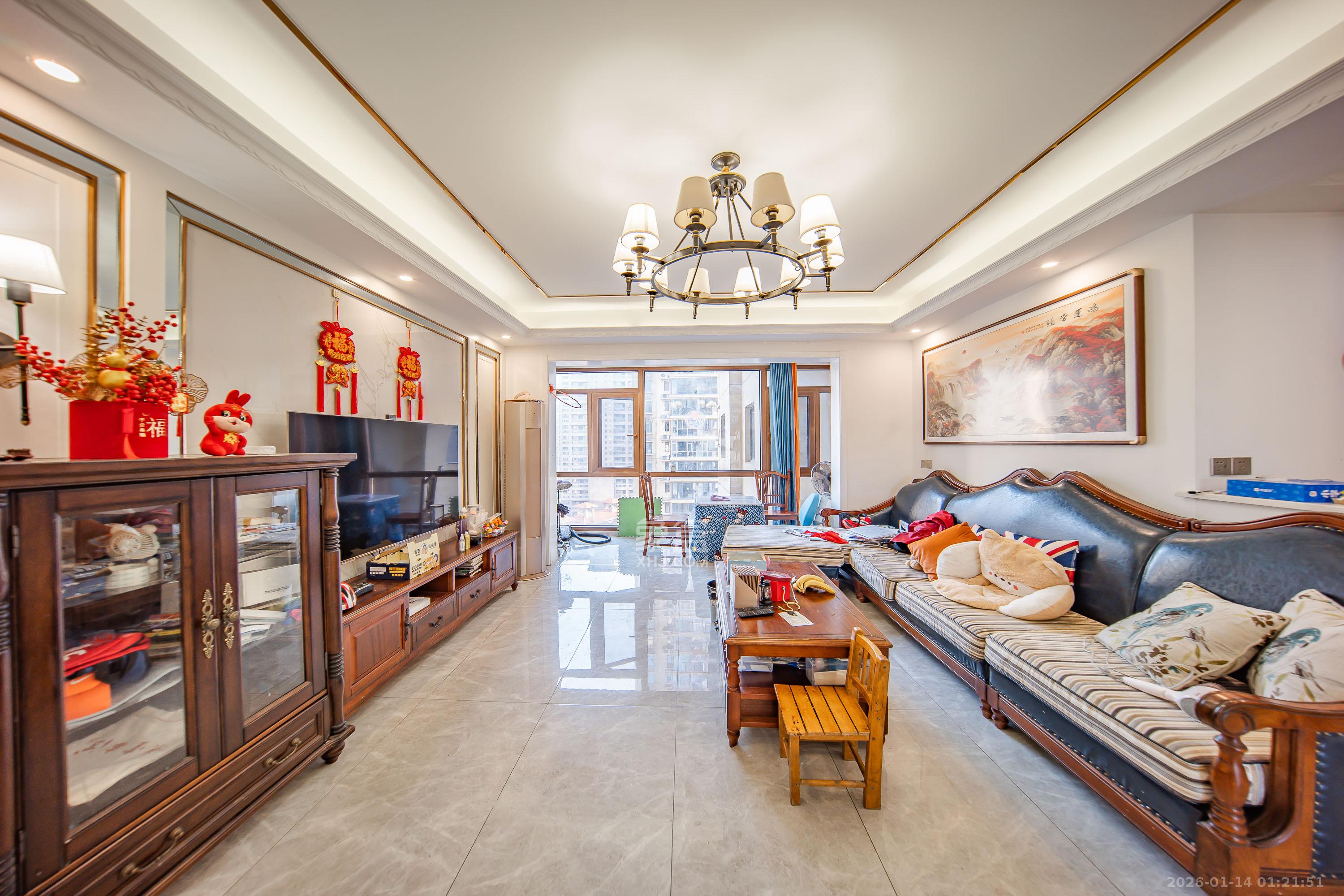 江山帝景哈佛  4室2厅2卫    110.0万客厅