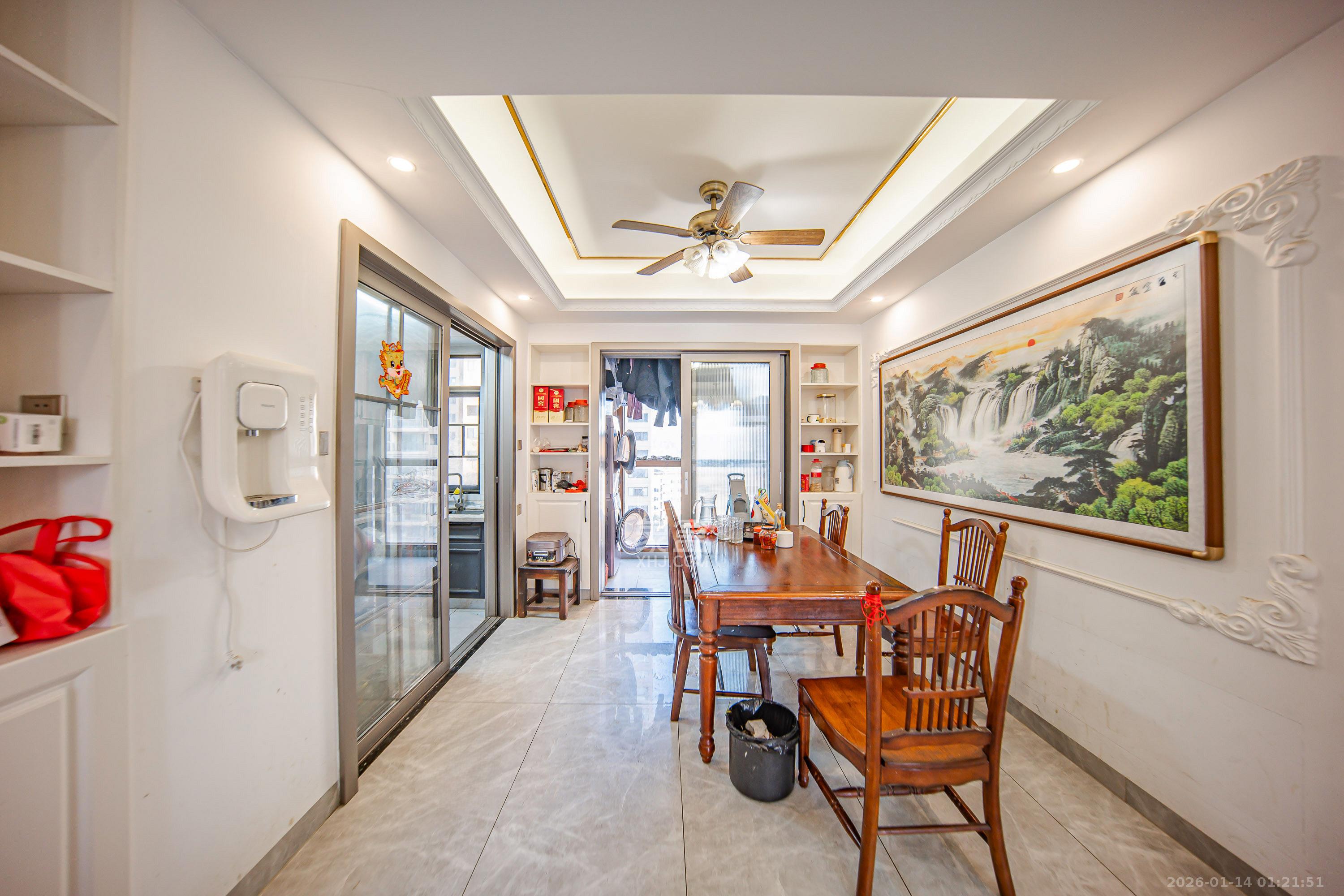 江山帝景哈佛  4室2厅2卫    110.0万客厅