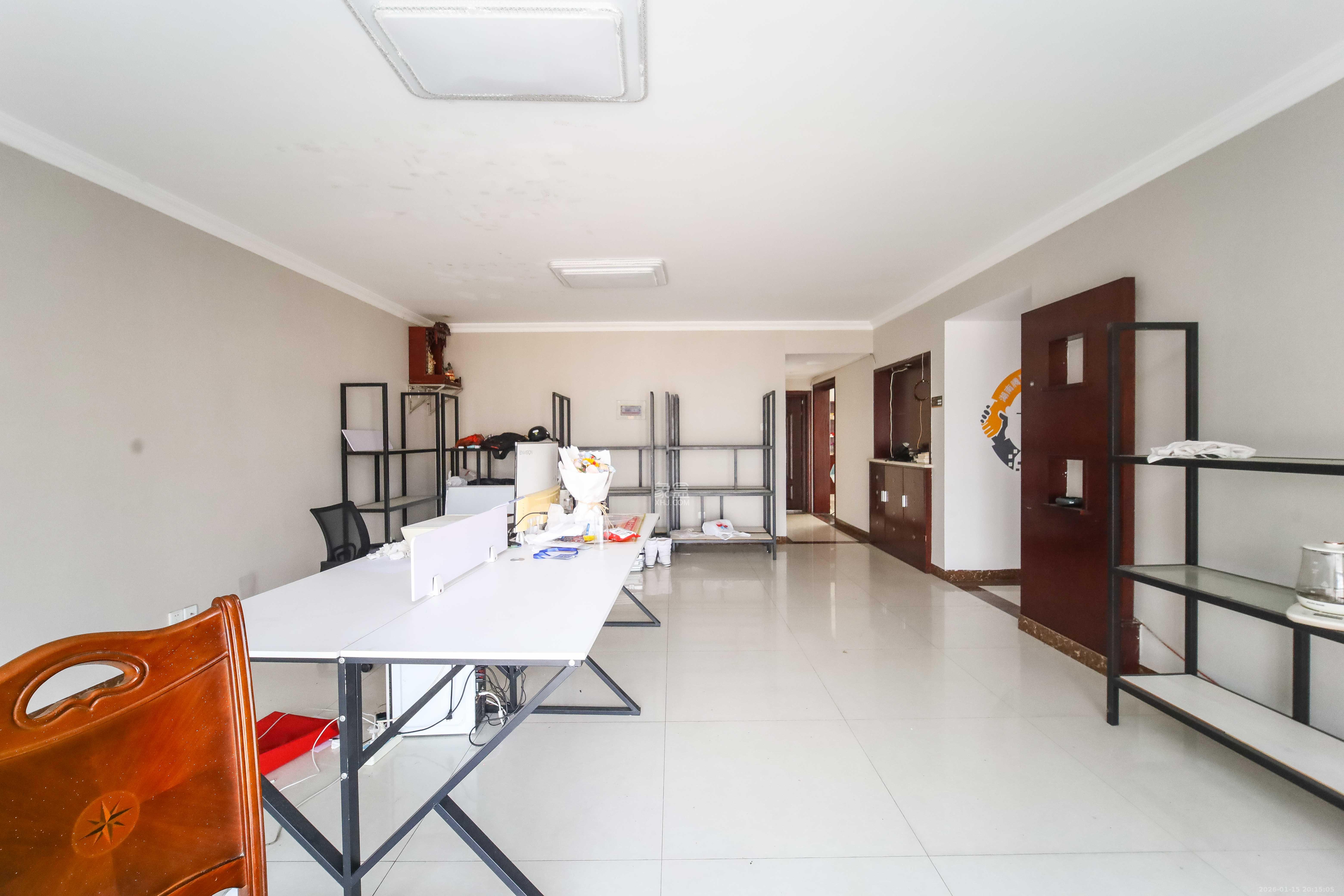 高桥现代商贸城  5室2厅2卫    115.8万