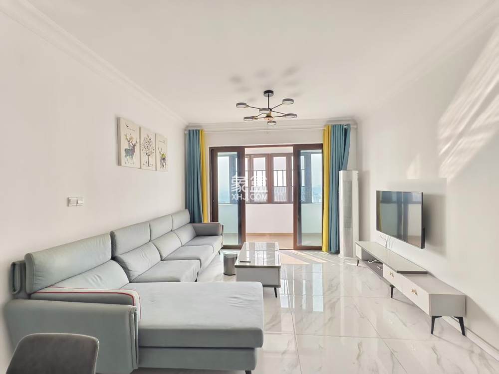 碧桂园麓府  3室2厅2卫    42.8万