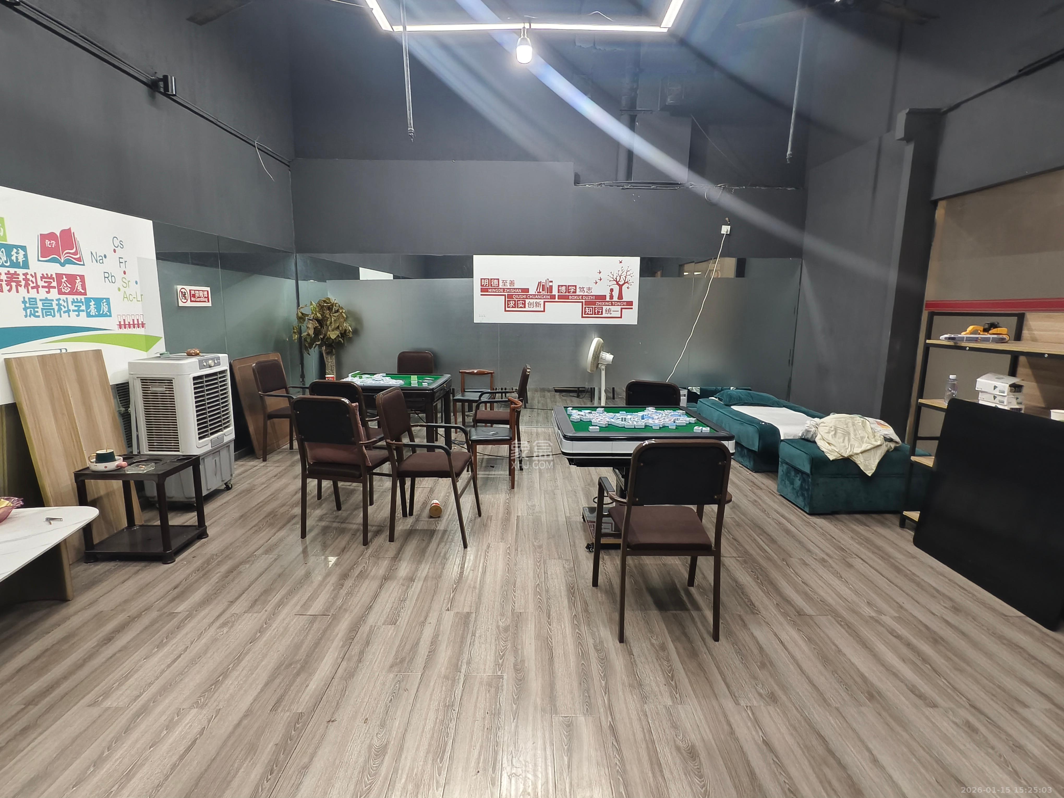 奥克斯缔壹城   130.0㎡      3500.0元/月室内图