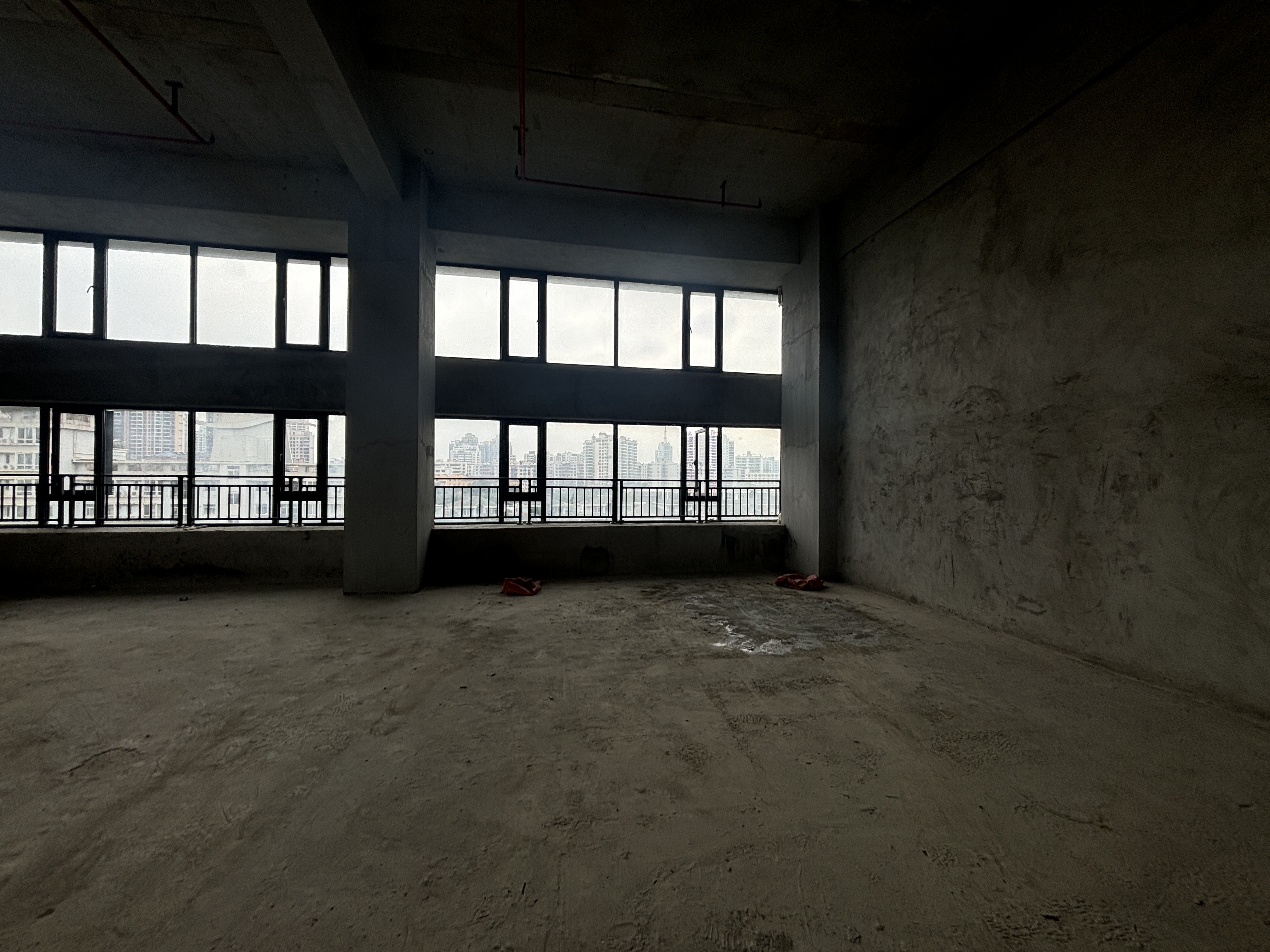 绿地领海广场   150.0㎡      8000.0元/月室内图