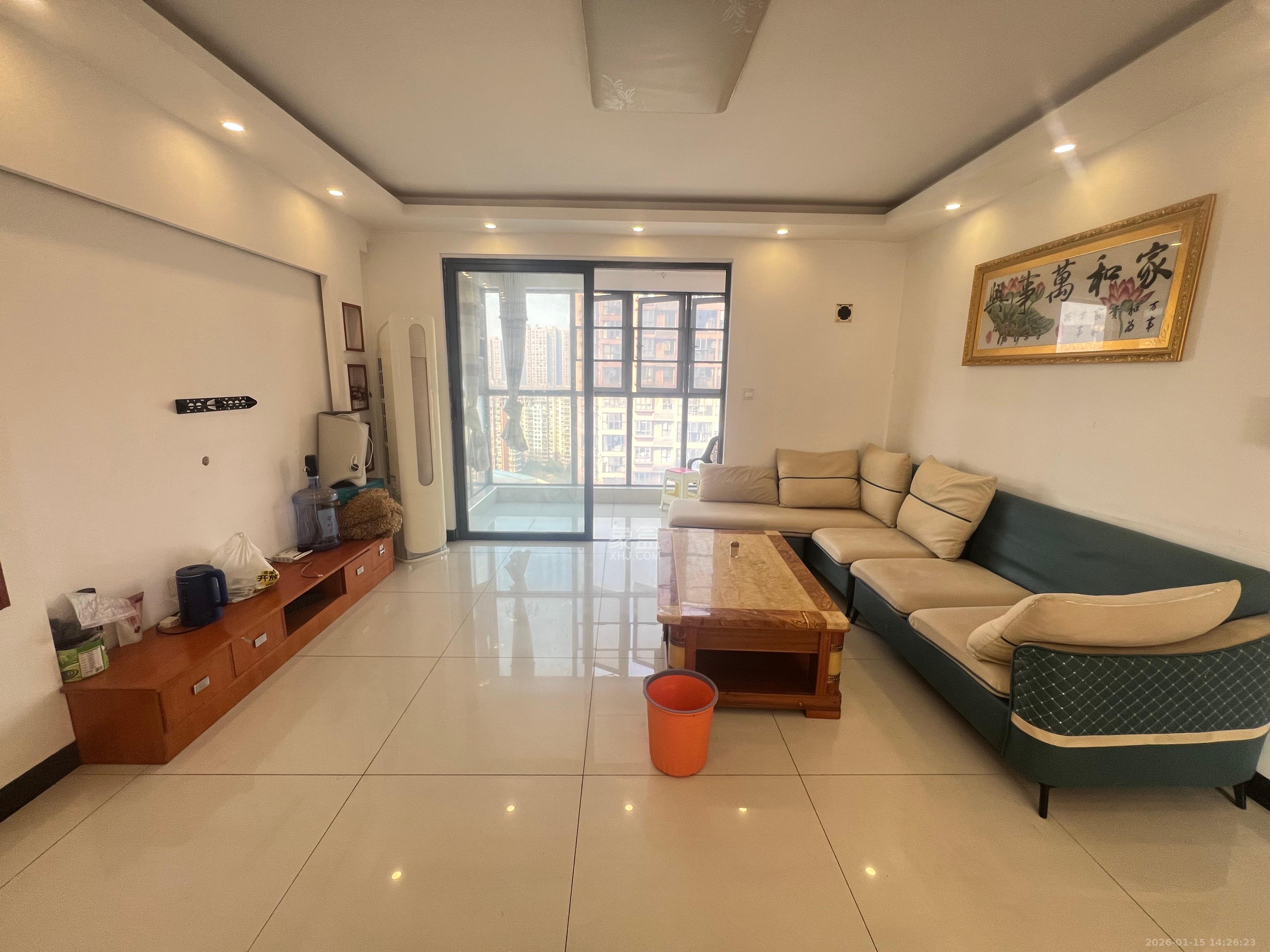 华悦城  4室2厅2卫    2600.0元/月