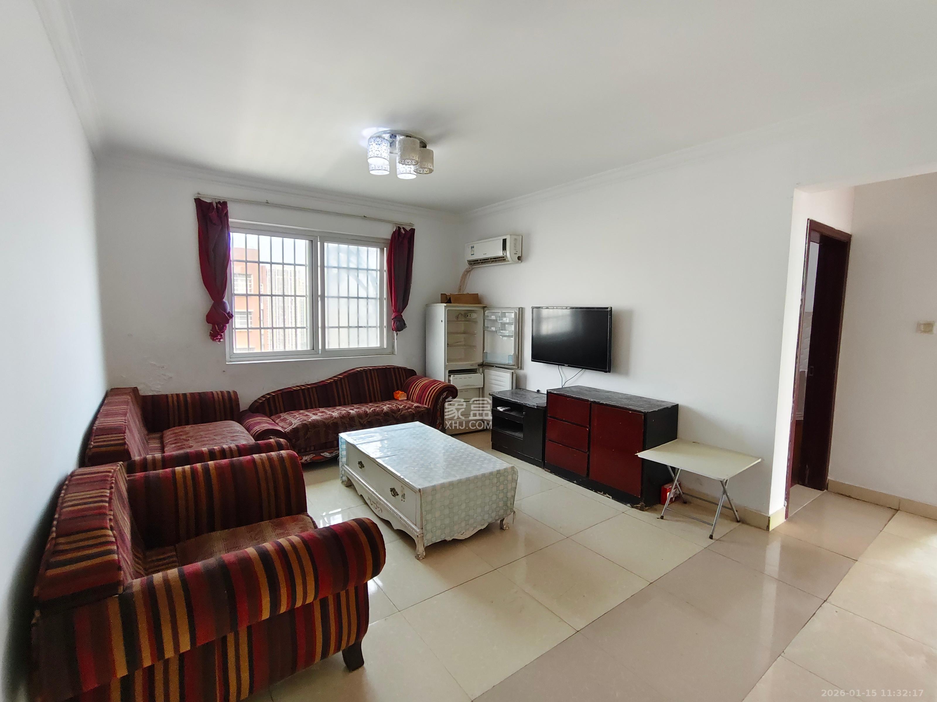 天凯东苑  2室2厅1卫    1800.0元/月