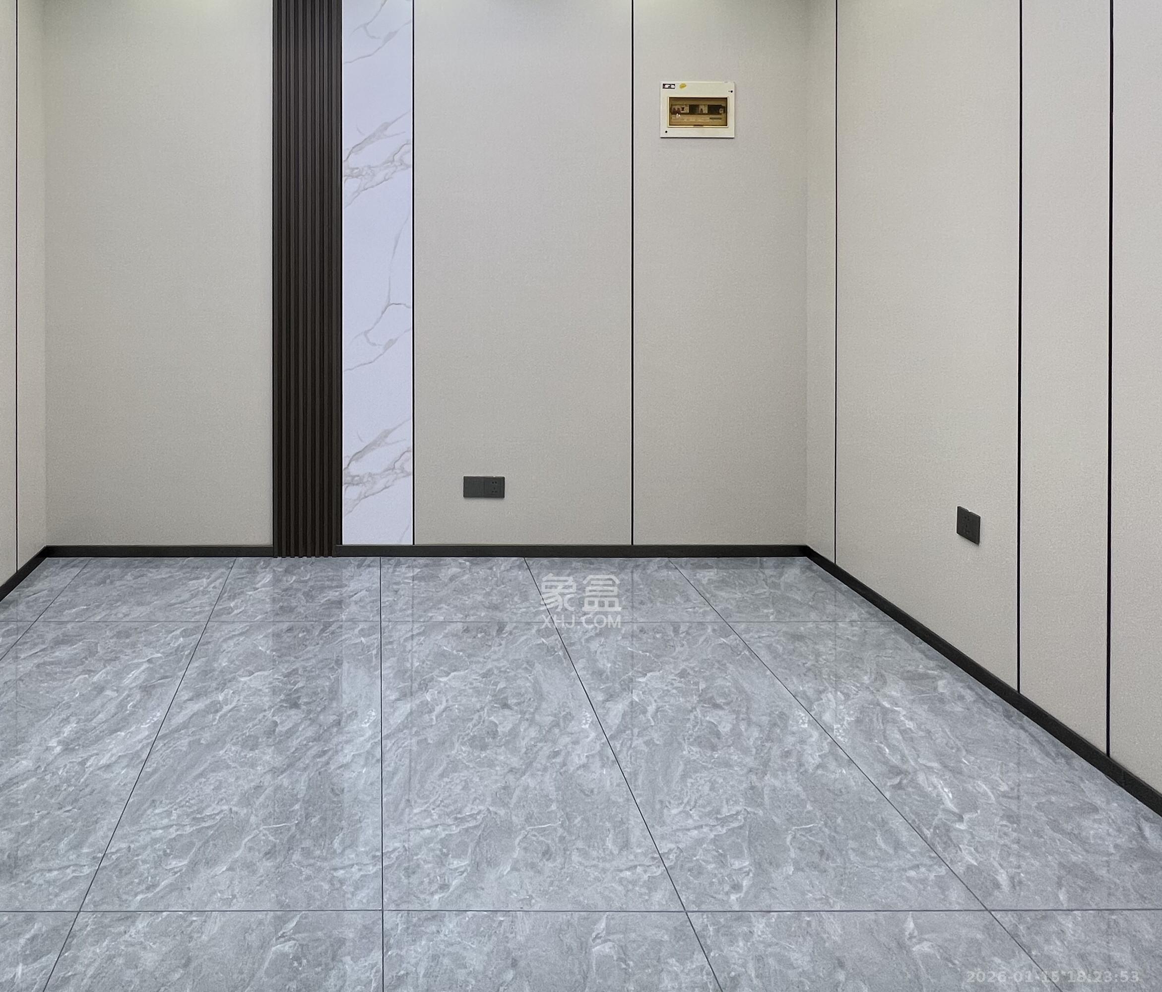 中天广场   85.0㎡      6500.0元/月室内图