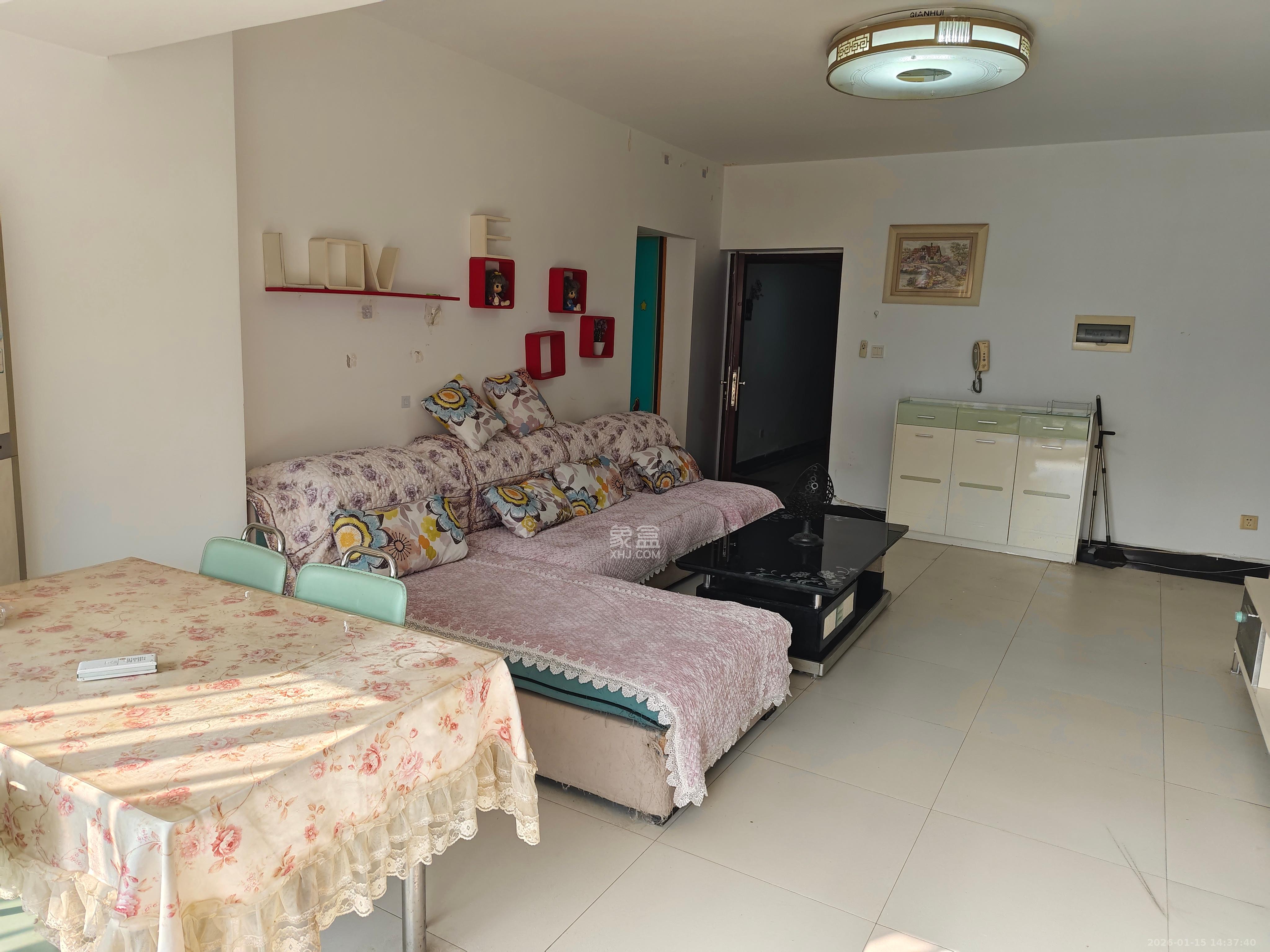 中盛小家碧寓  1室0厅0卫    2100.0元/月