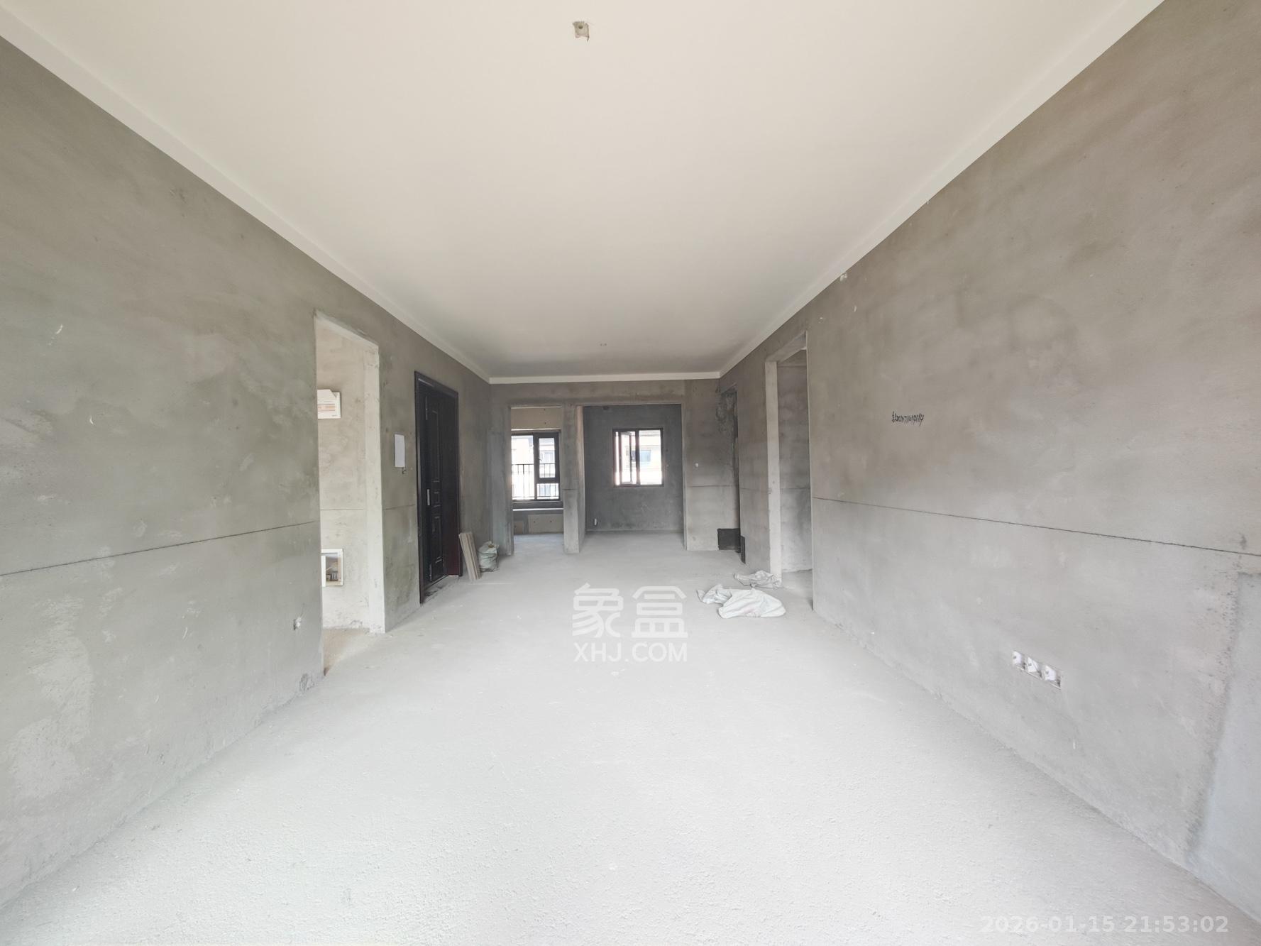 远洋红星天铂一期  4室2厅2卫    126.0万