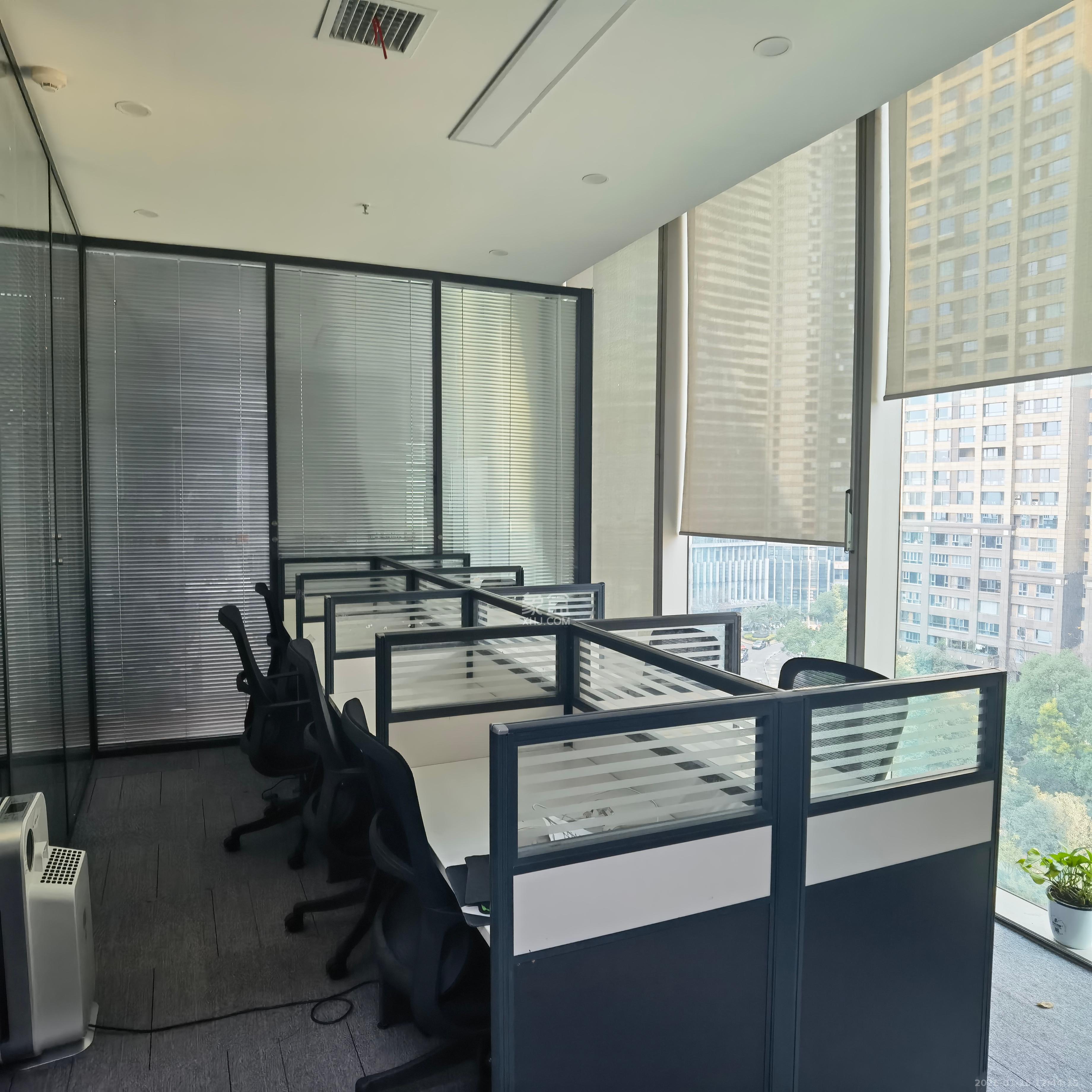 保利国际广场   343.0㎡      17000.0元/月室内图