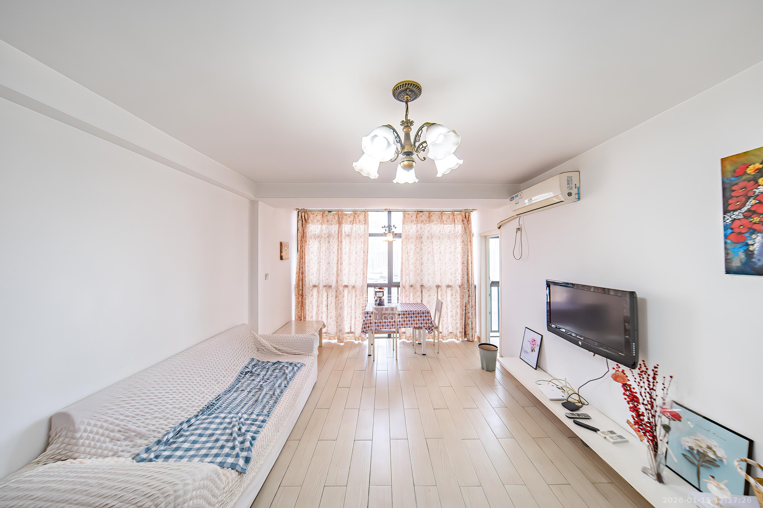 新时代广场  1室1厅1卫    46.0万