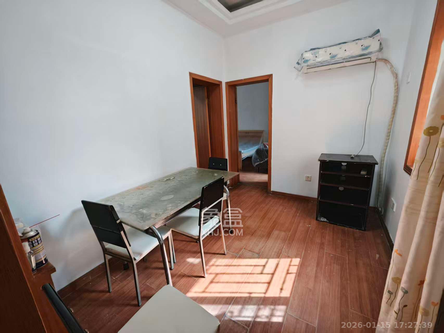 东瓜山三村(东电社区)  1室0厅0卫    1300.0元/月