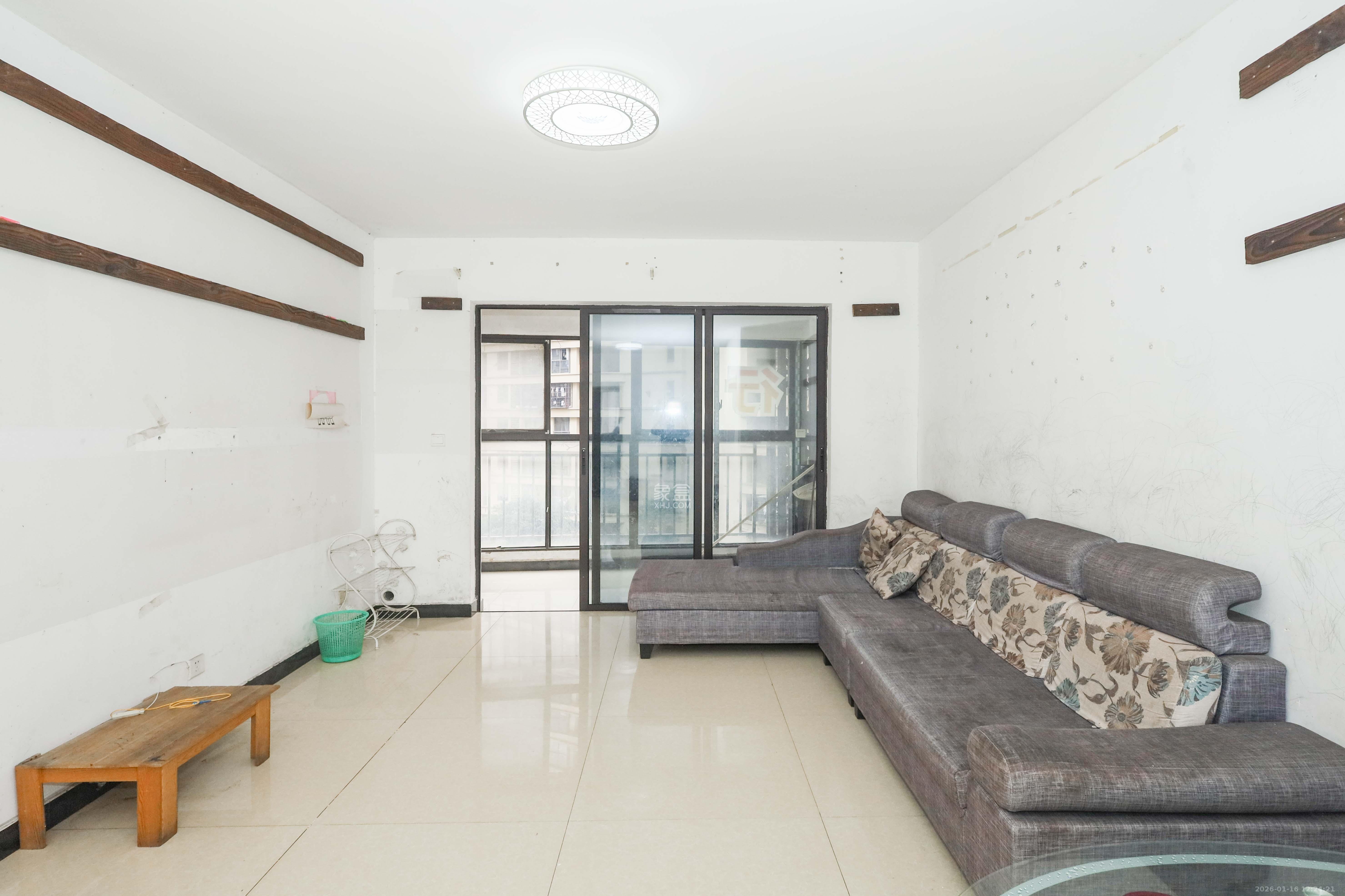 保利麓谷林语D区  2室2厅1卫    55.0万