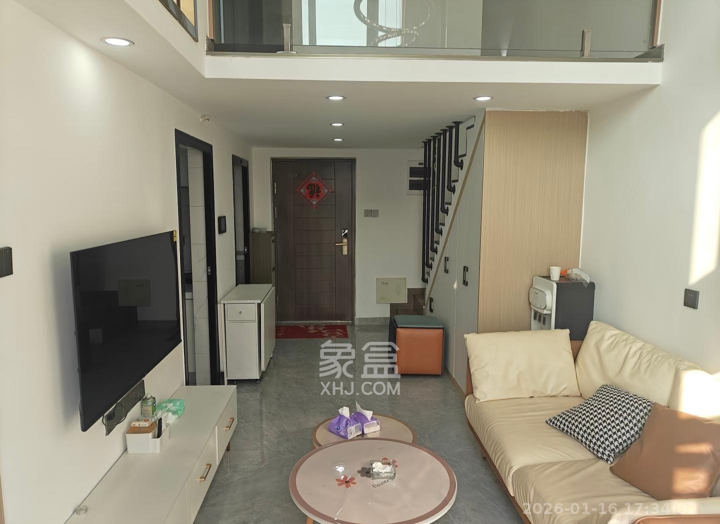 万科金色梦想B区  3室2厅1卫    2700.0元/月