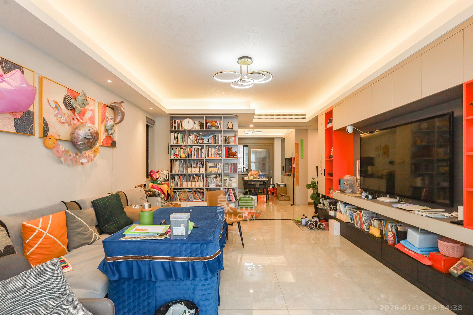 龙湖铂金中心（龙湖春江郦城）  4室2厅2卫    350.0万