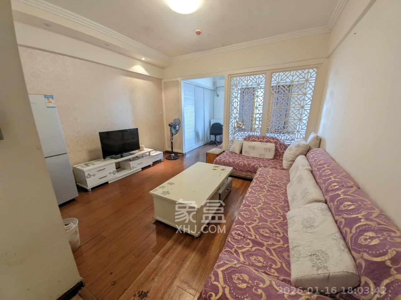 西子一间  1室1厅1卫    1600.0元/月