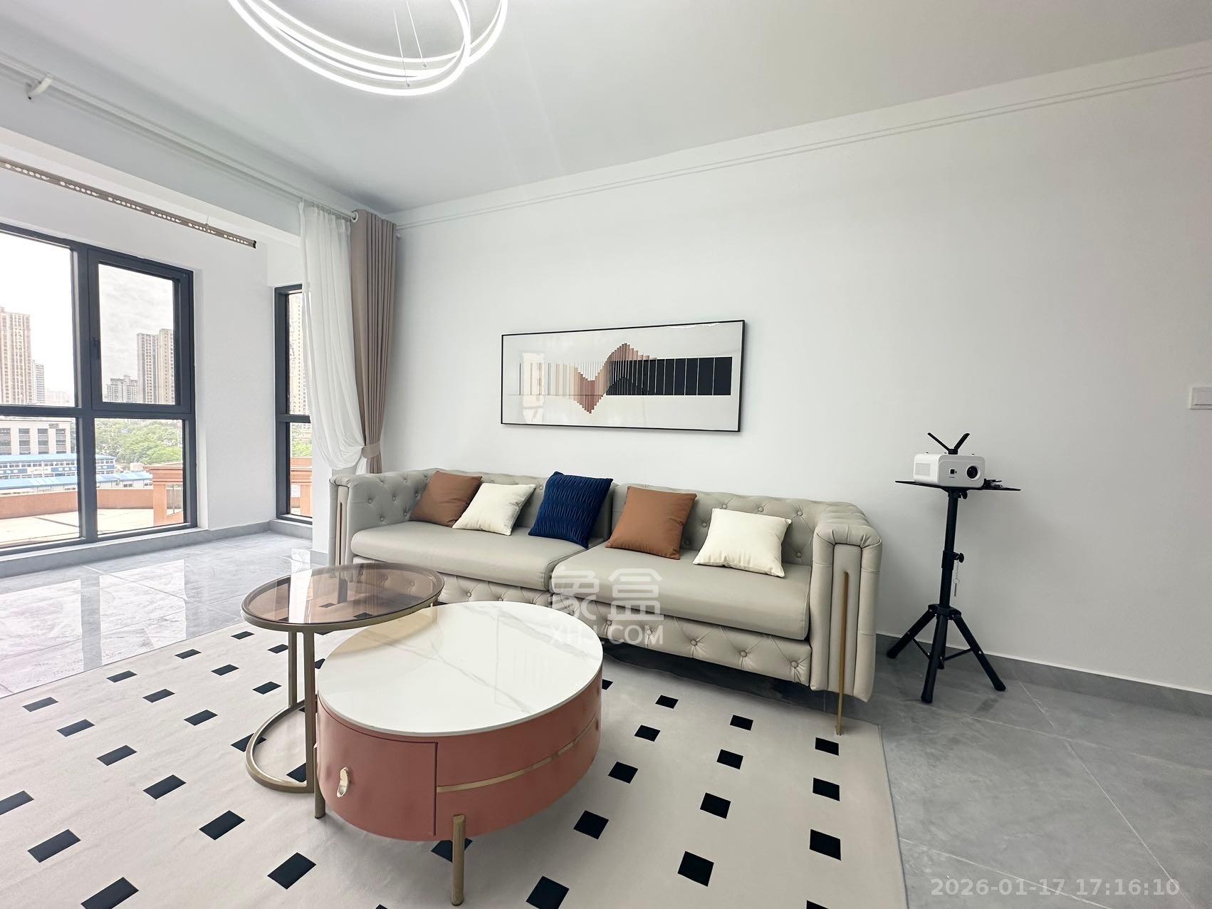 唐桂家园  3室2厅2卫    3200.0元/月