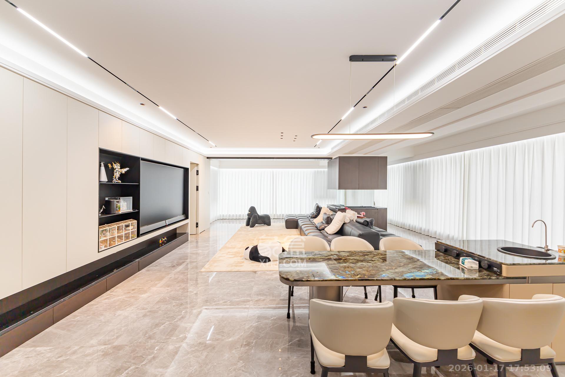 越秀湘江星汇城三期  4室2厅3卫    308.0万