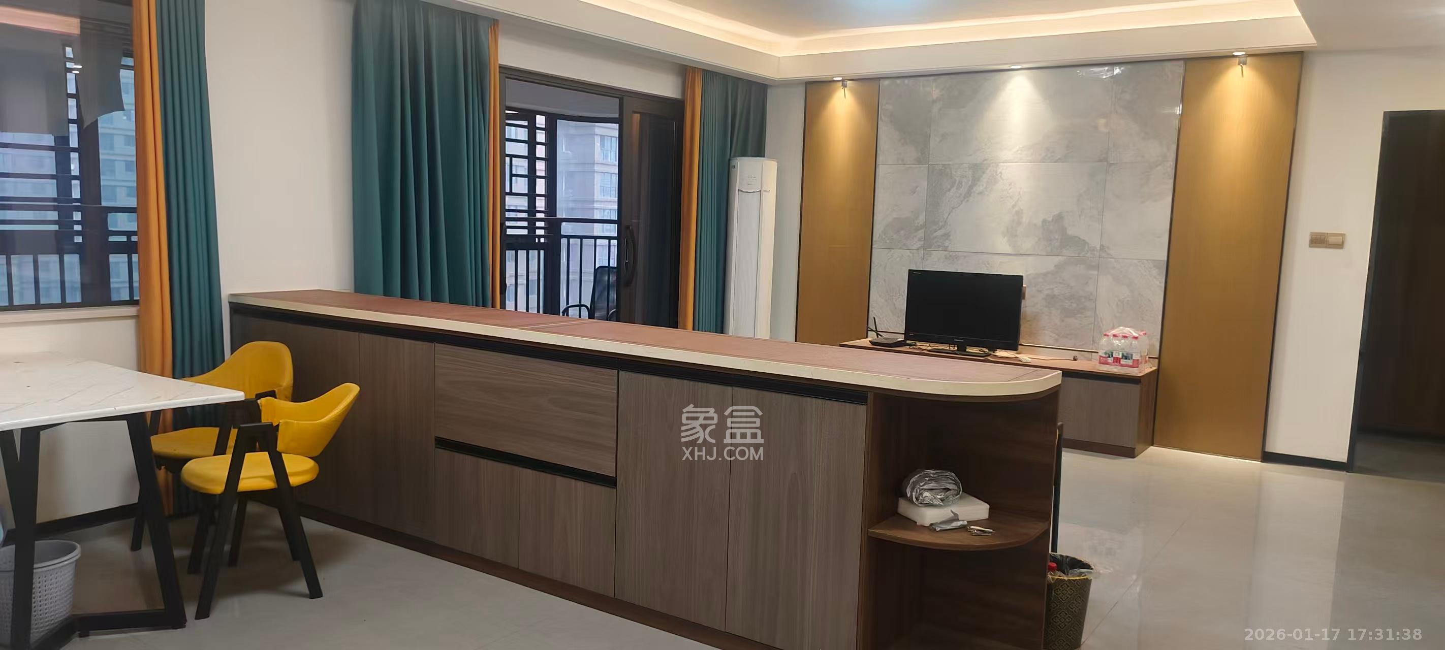 润和美郡（润和紫郡五期）  4室2厅2卫    2500.0元/月