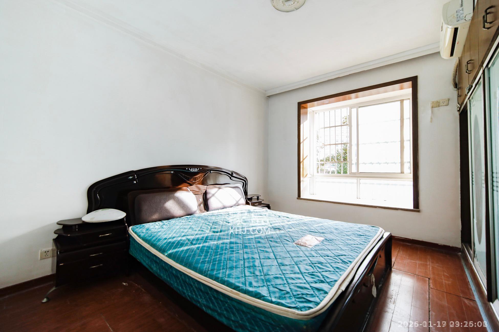 金信阳光在线  2室1厅1卫    1200.0元/月室内图