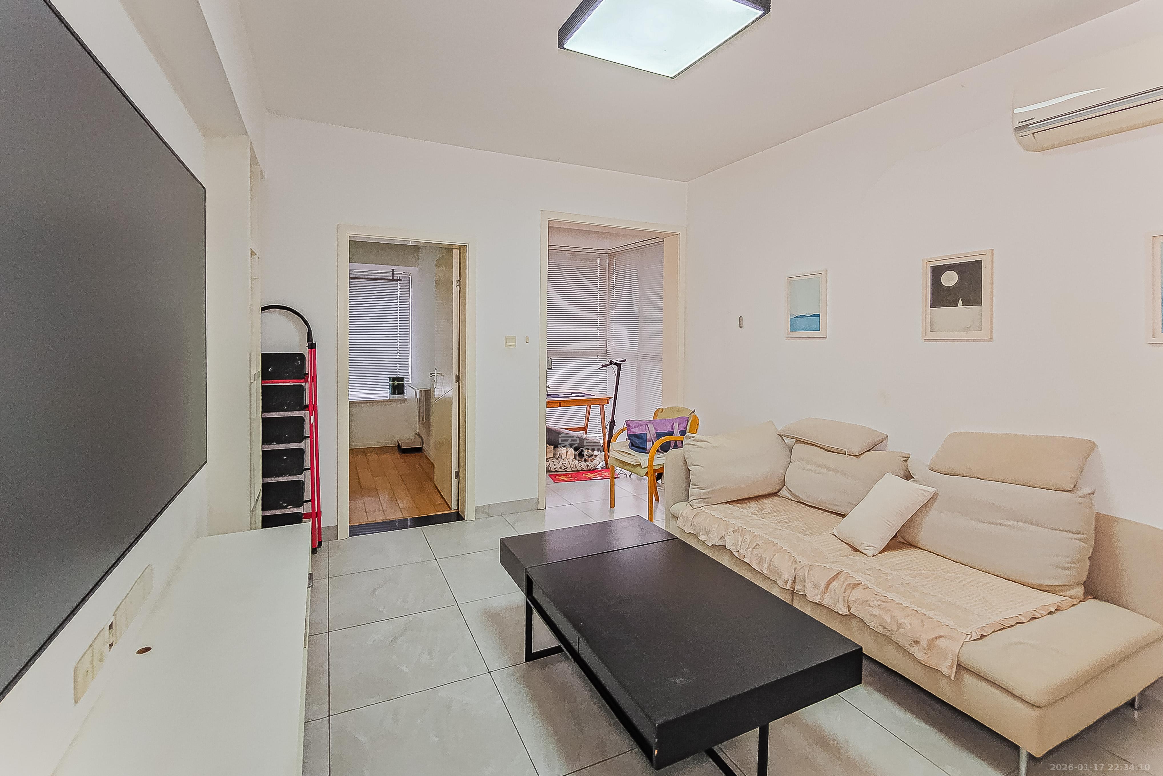 钱隆首府(福晟御园)  2室2厅1卫    82.0万