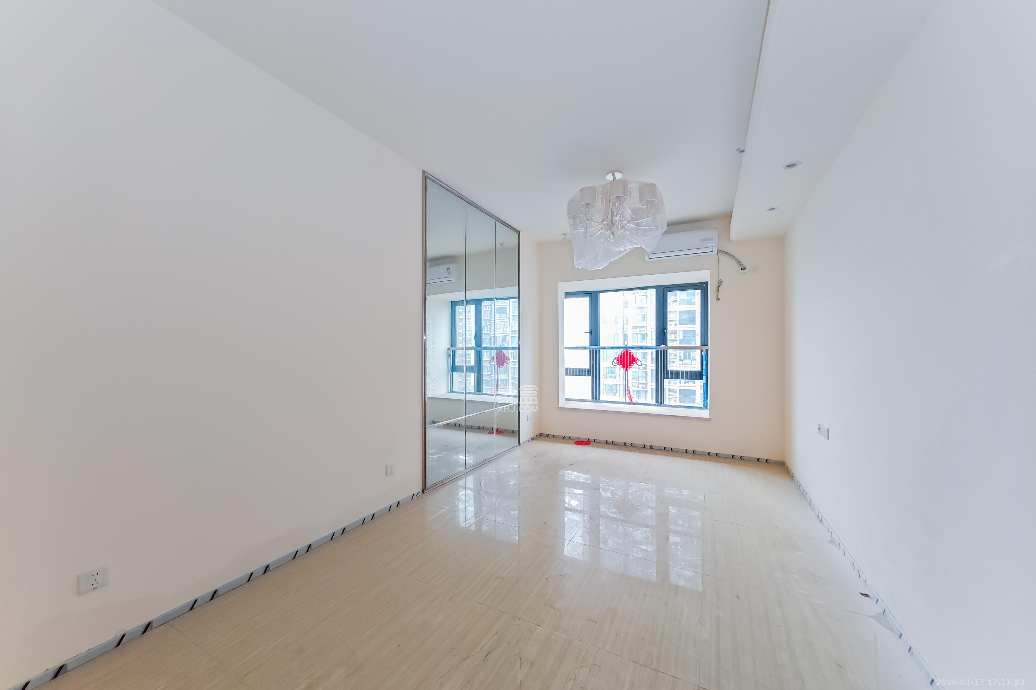 恒大国际广场  1室0厅0卫    45.0万