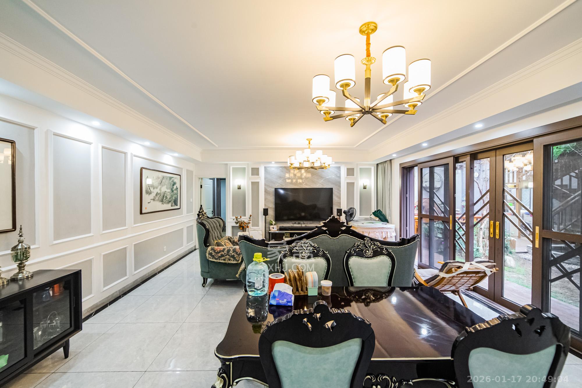 万科城  3室2厅2卫    268.0万