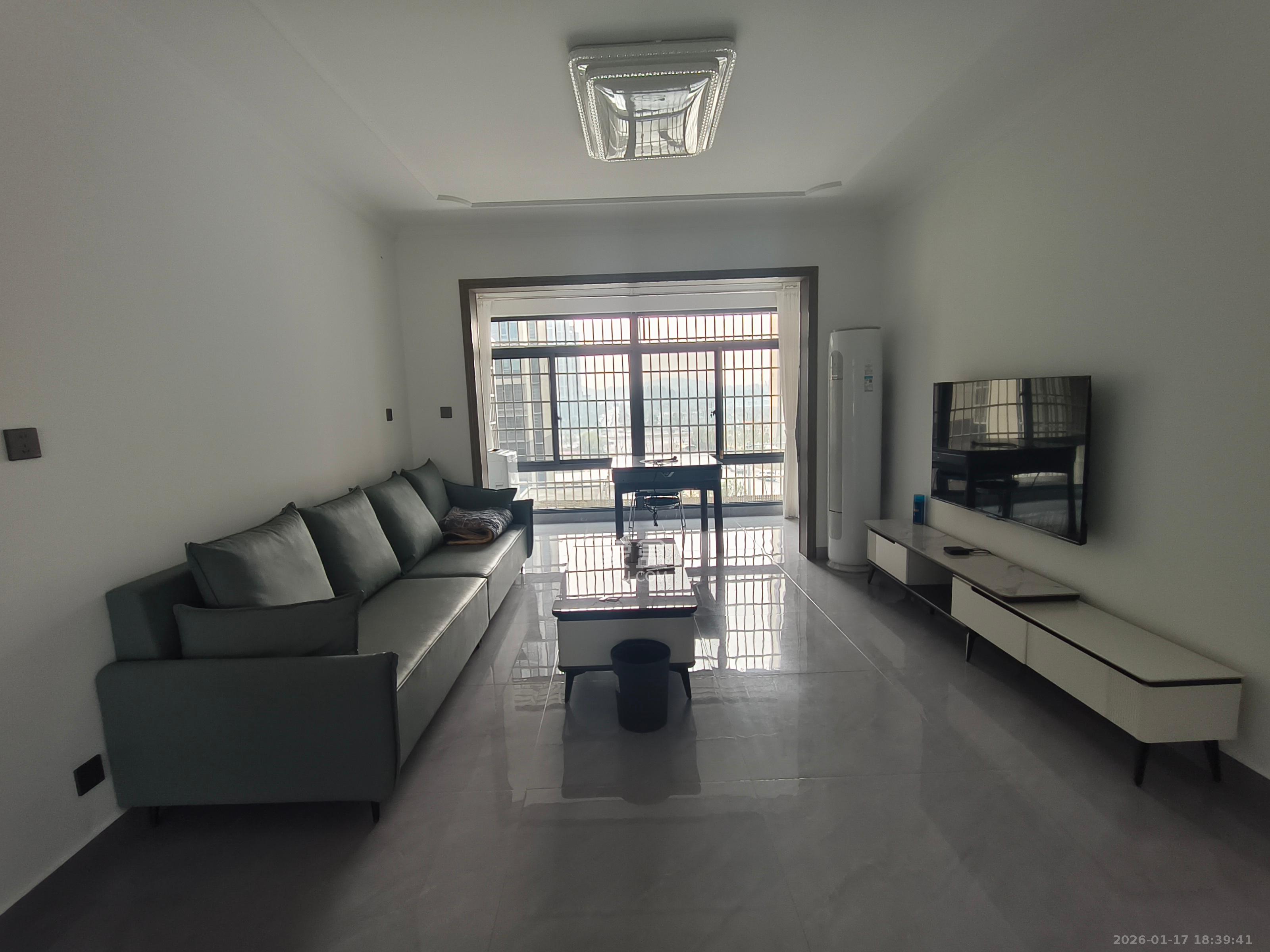 桥头家园二期（桥头家苑二期）  3室2厅2卫    2200.0元/月