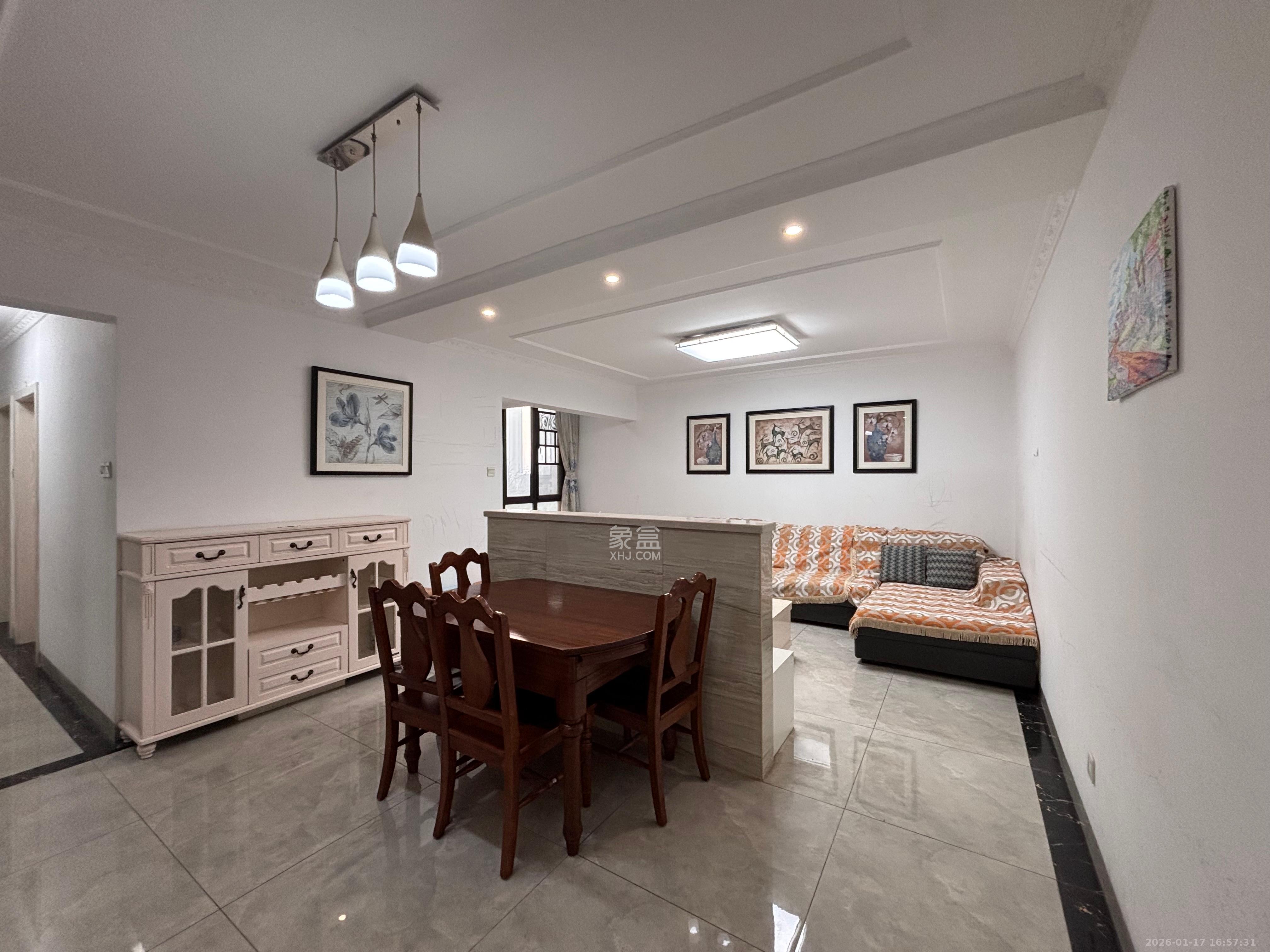 南山雍江汇（滨江国际新城）  3室2厅2卫    3300.0元/月