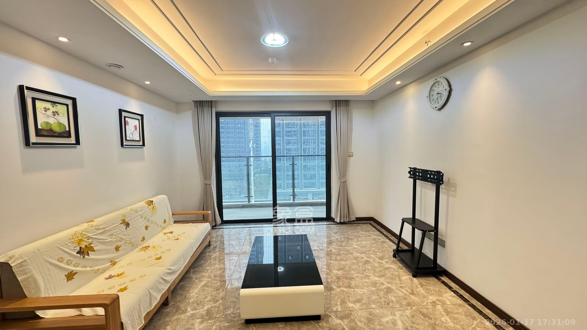 绿地长沙城际空间站（绿地新里佳苑）  4室2厅2卫    3200.0元/月