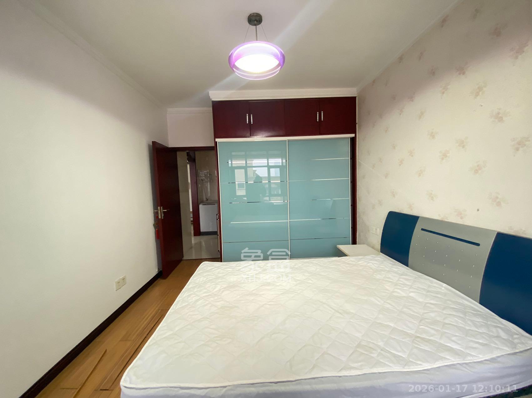 世嘉国际华城一期  2室2厅1卫    2500.0元/月