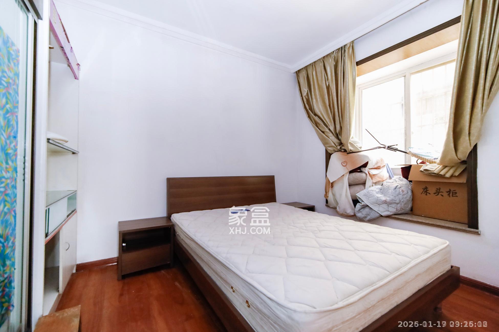 金信阳光在线  2室1厅1卫    1200.0元/月室内图