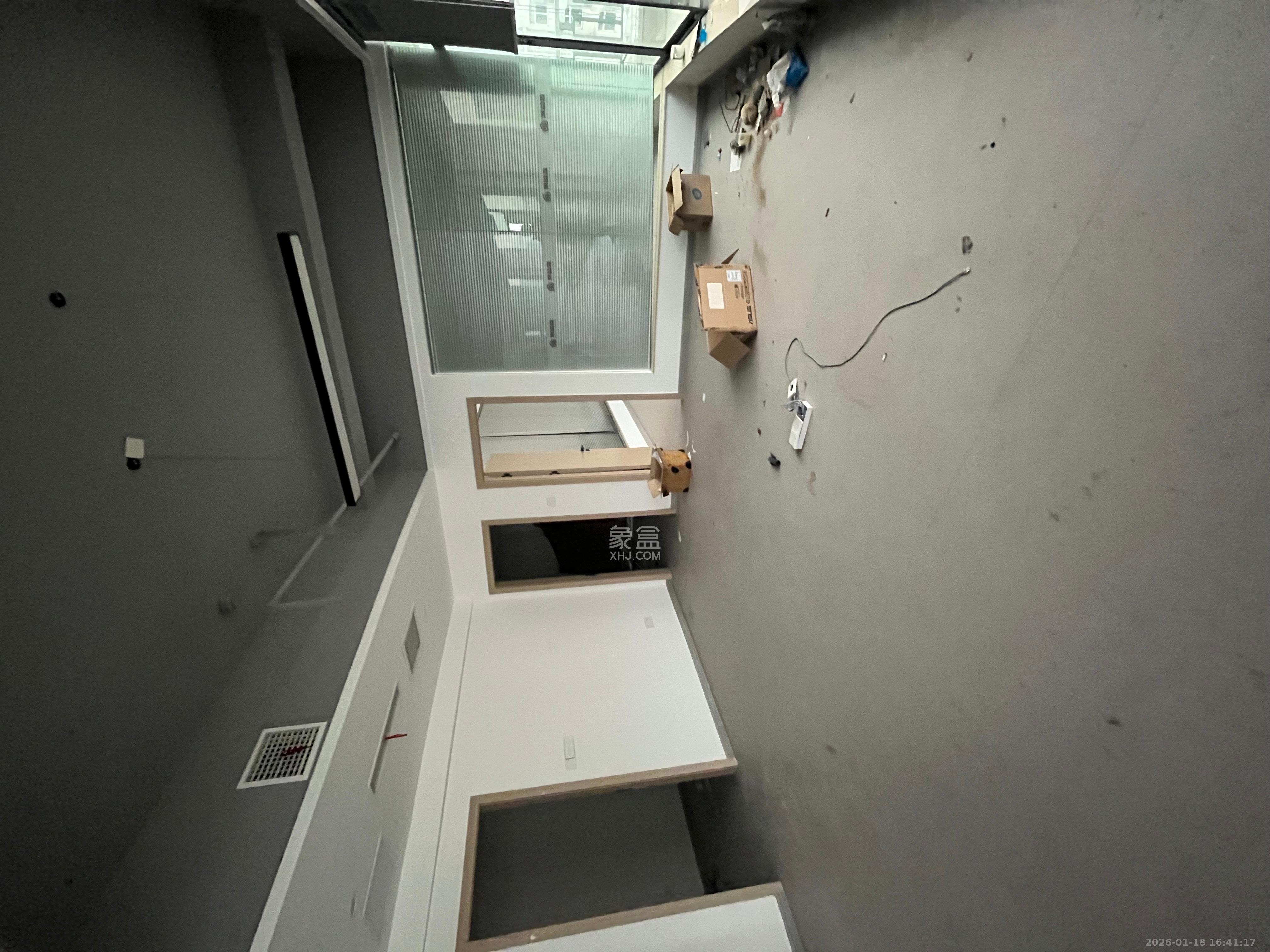 新世纪大厦   640.0㎡      23500.0元/月室内图