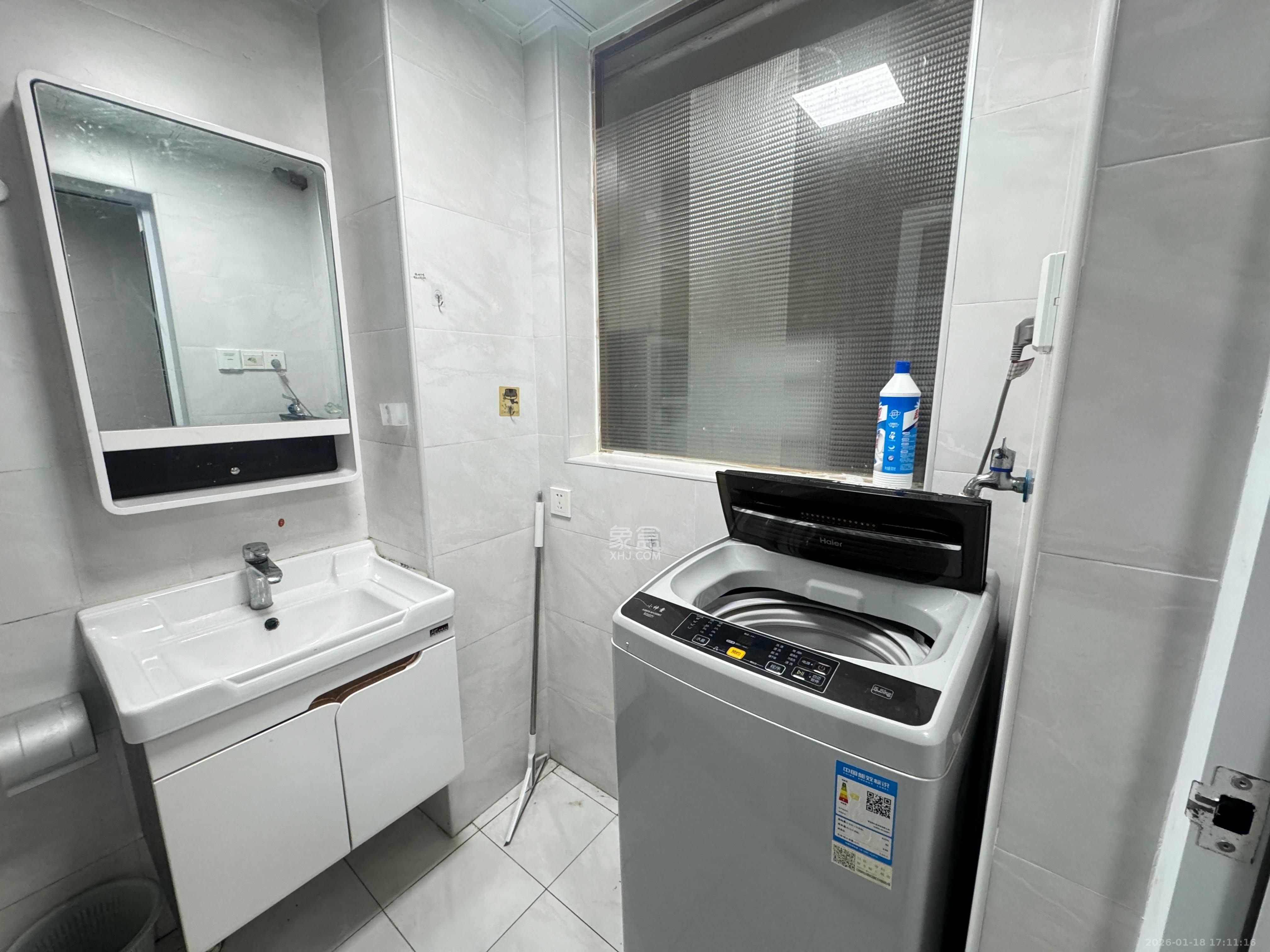 南庭城果   47.0㎡      1300.0元/月室内图