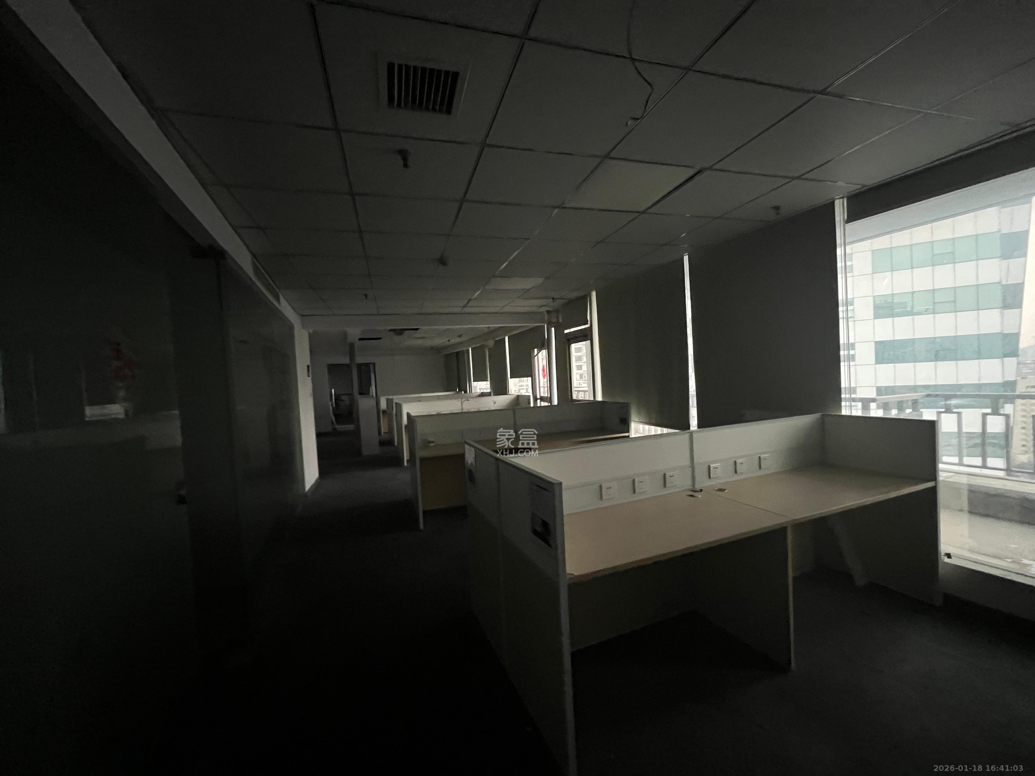 新世纪大厦   640.0㎡      23500.0元/月室内图