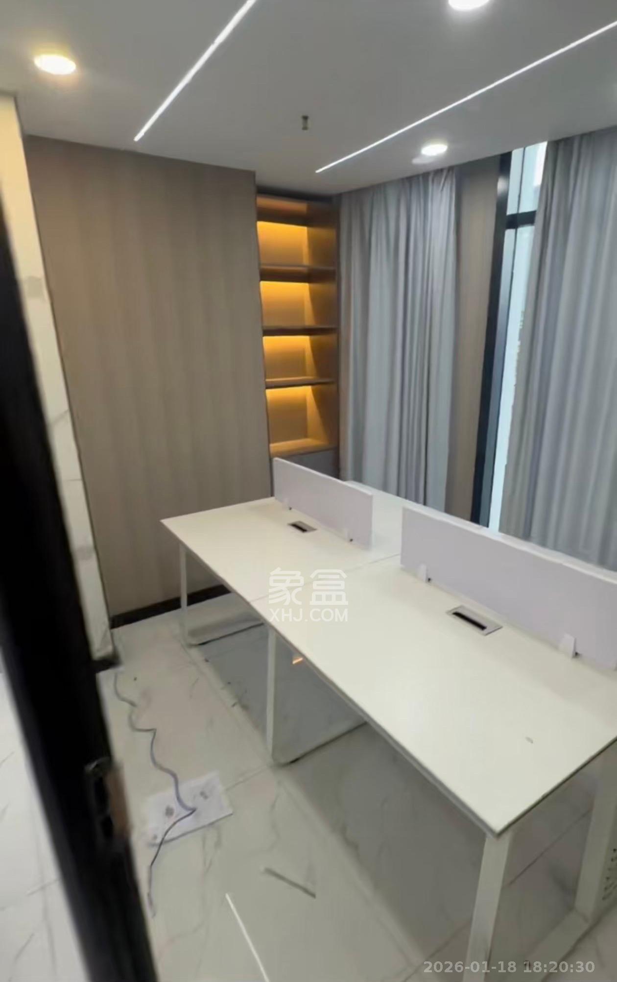 万达广场   128.37㎡      4800.0元/月室内图