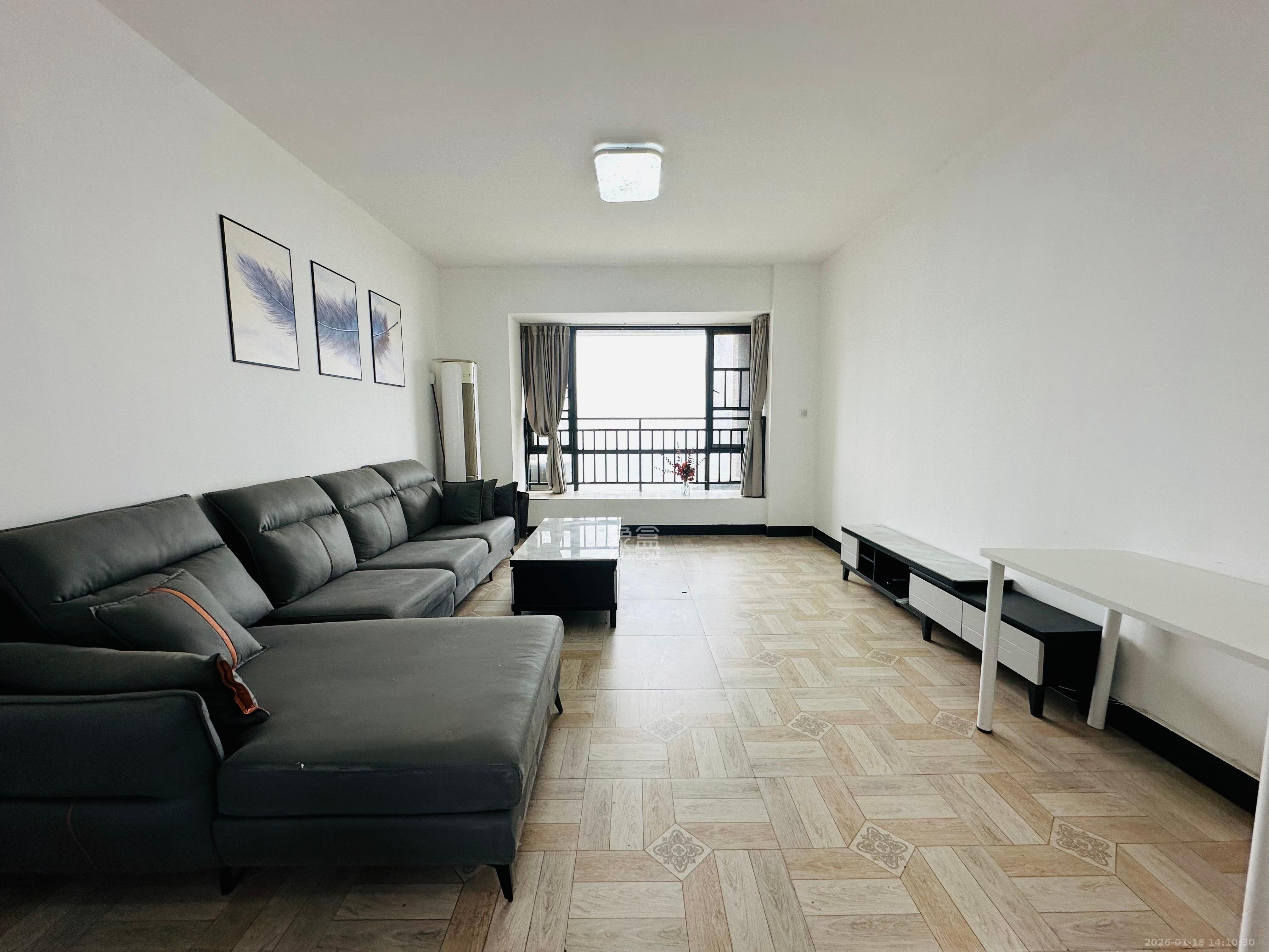 辉煌国际城一期  3室2厅2卫    96.0万